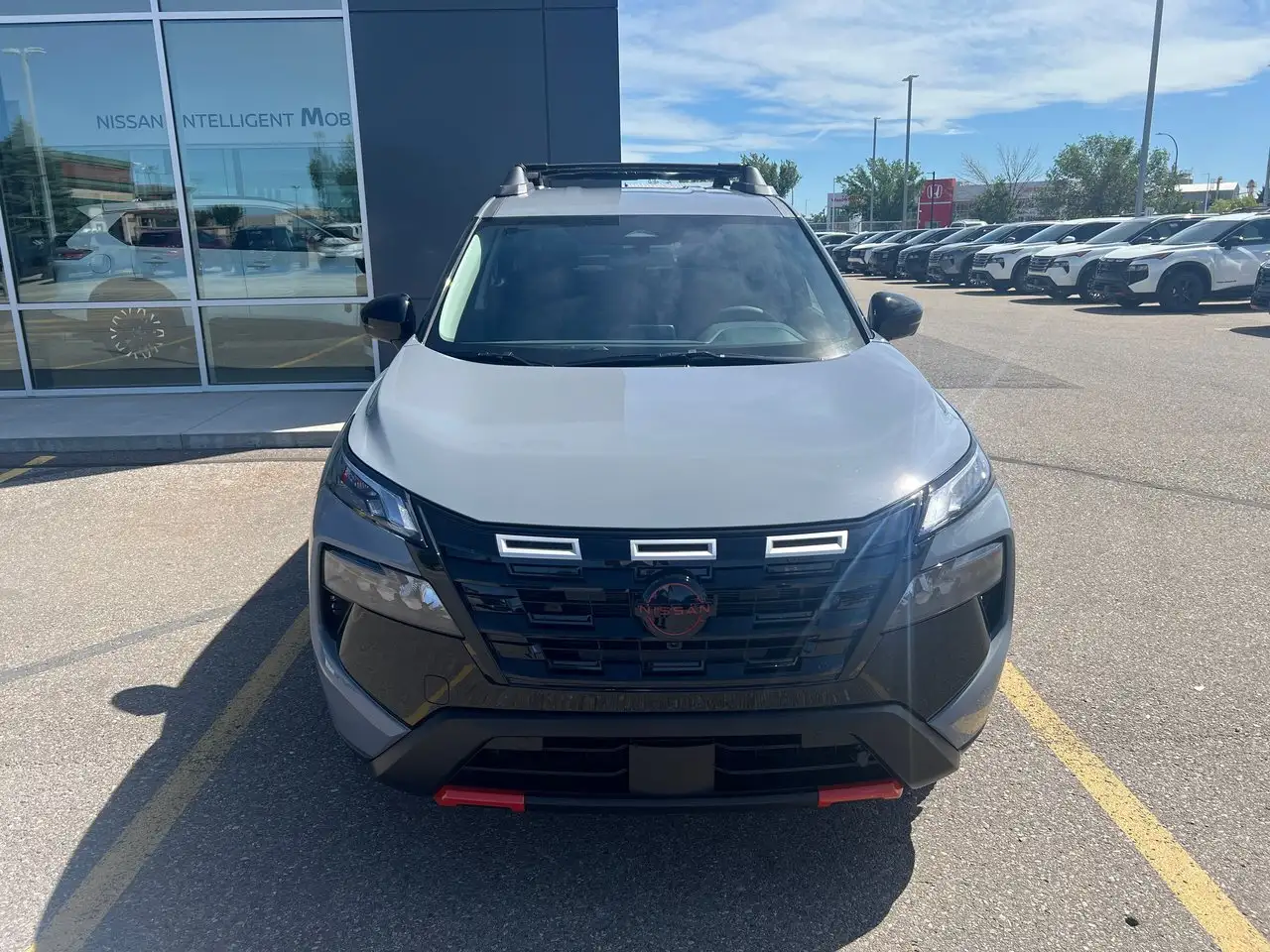 Nissan Rogue снимка Nissan Rogue