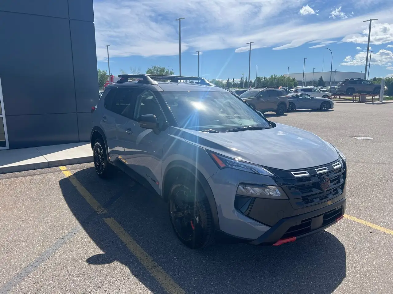 Nissan Rogue снимка Nissan Rogue