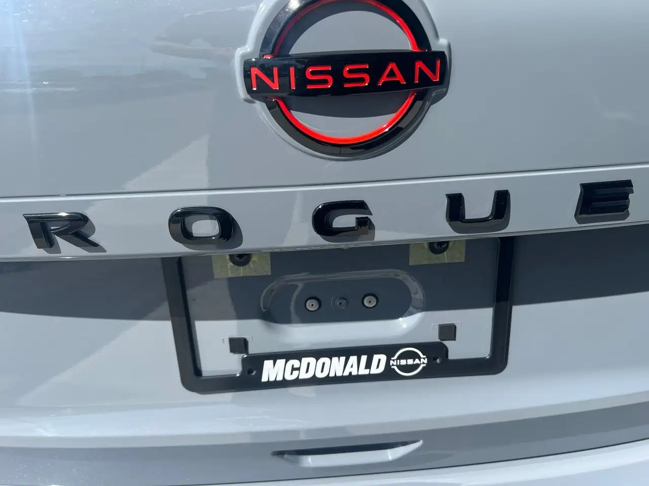 Nissan Rogue снимка Nissan Rogue