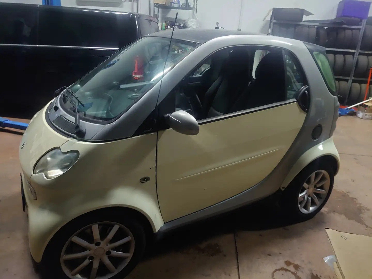smart forTwo Fortwo 0.7 Smart Passion 61cv Белый - 2