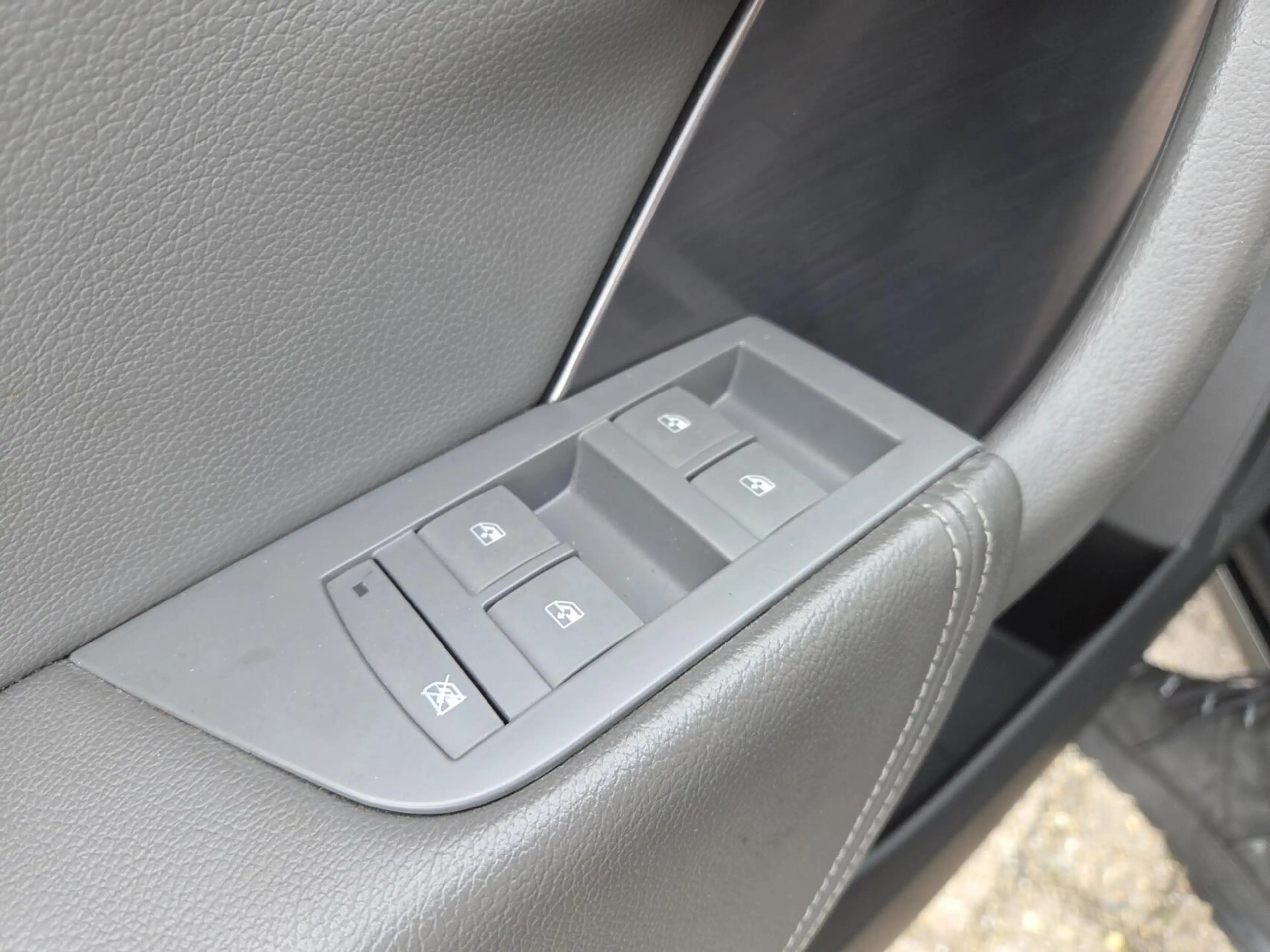 Saab 9-5 2.0T Aero Exklusiv XWD | Automaat | Trekhaak / 141 — photo 35