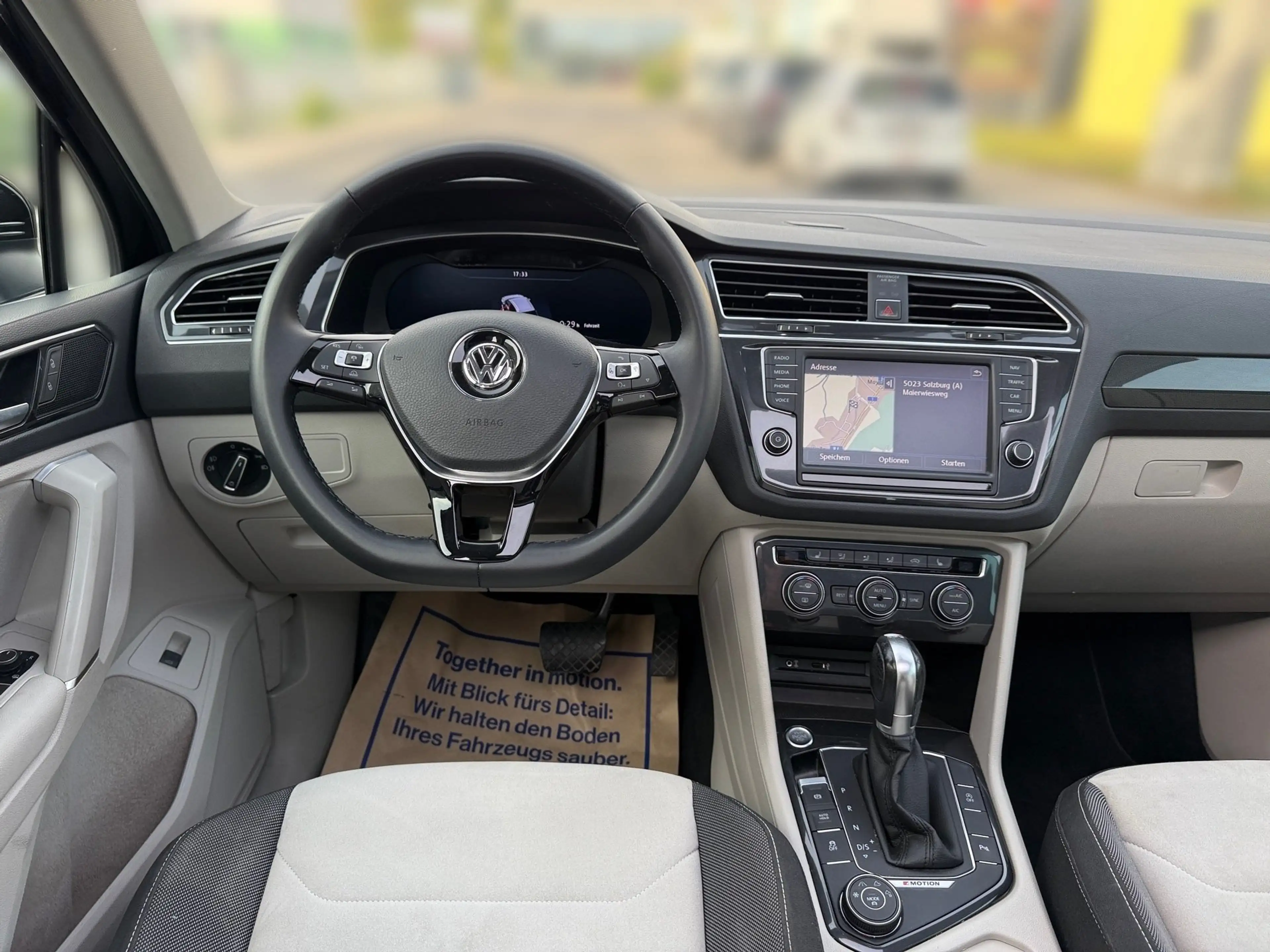 Volkswagen Tiguan 2.0 TDI Highline 4Motion DSG. | Panorama | Virtual — photo 13