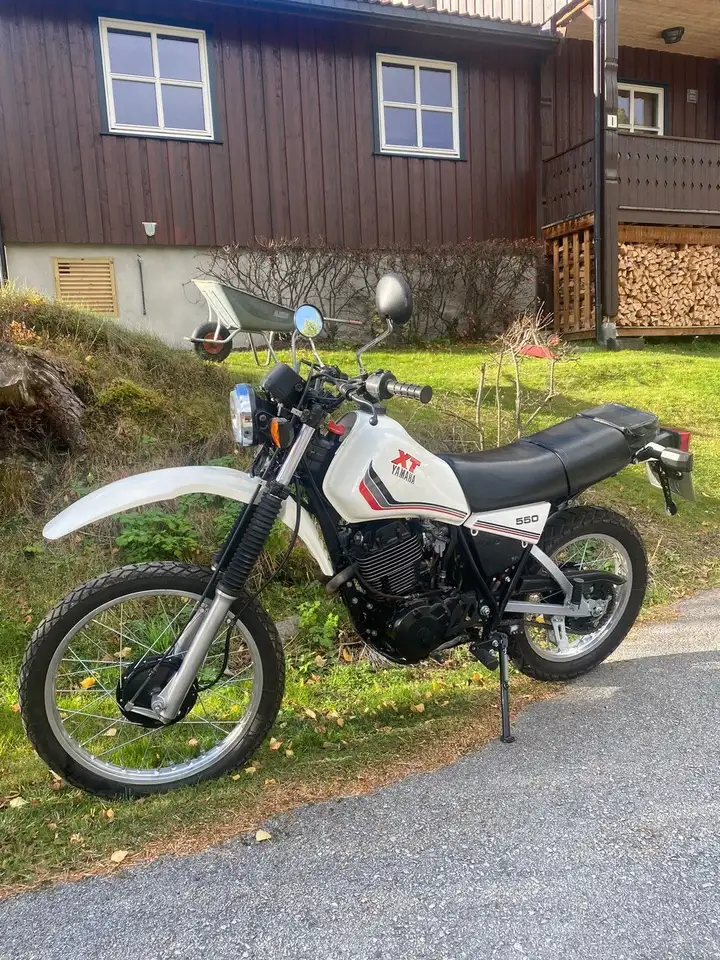 Yamaha XT 550