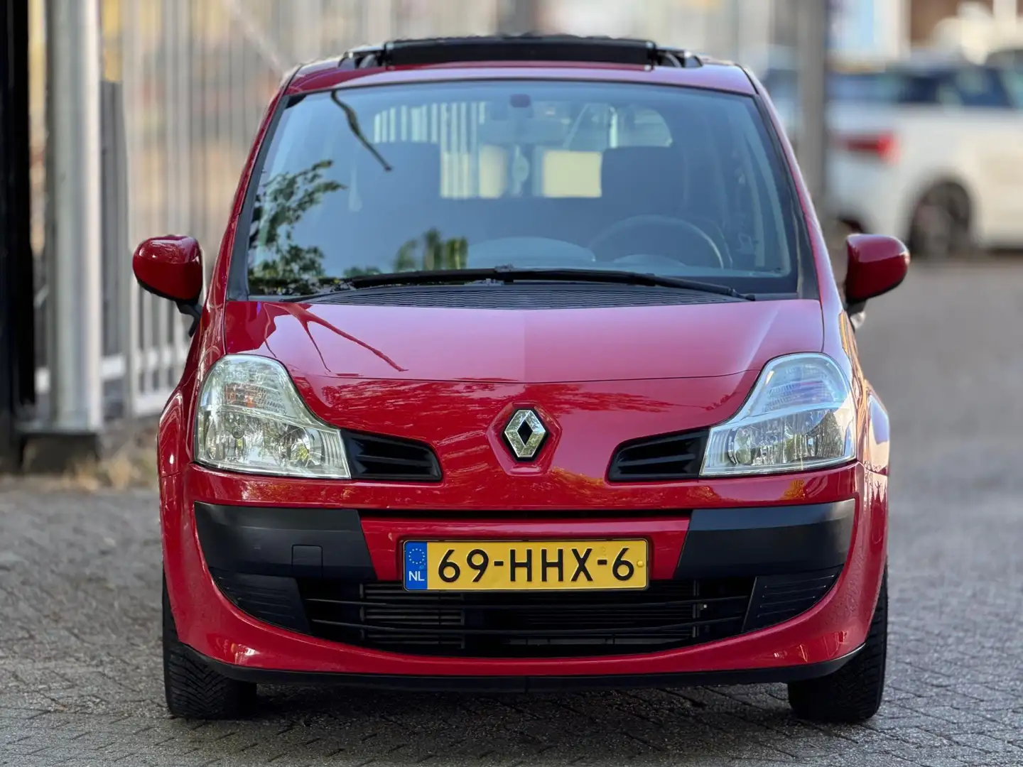 Renault Grand Modus 1.2 Panoramadak Airco Distr.riem VV Nw APK Trekhaa Rouge - 2