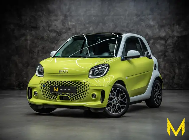 2023 Smart Fortwo in Green for sale