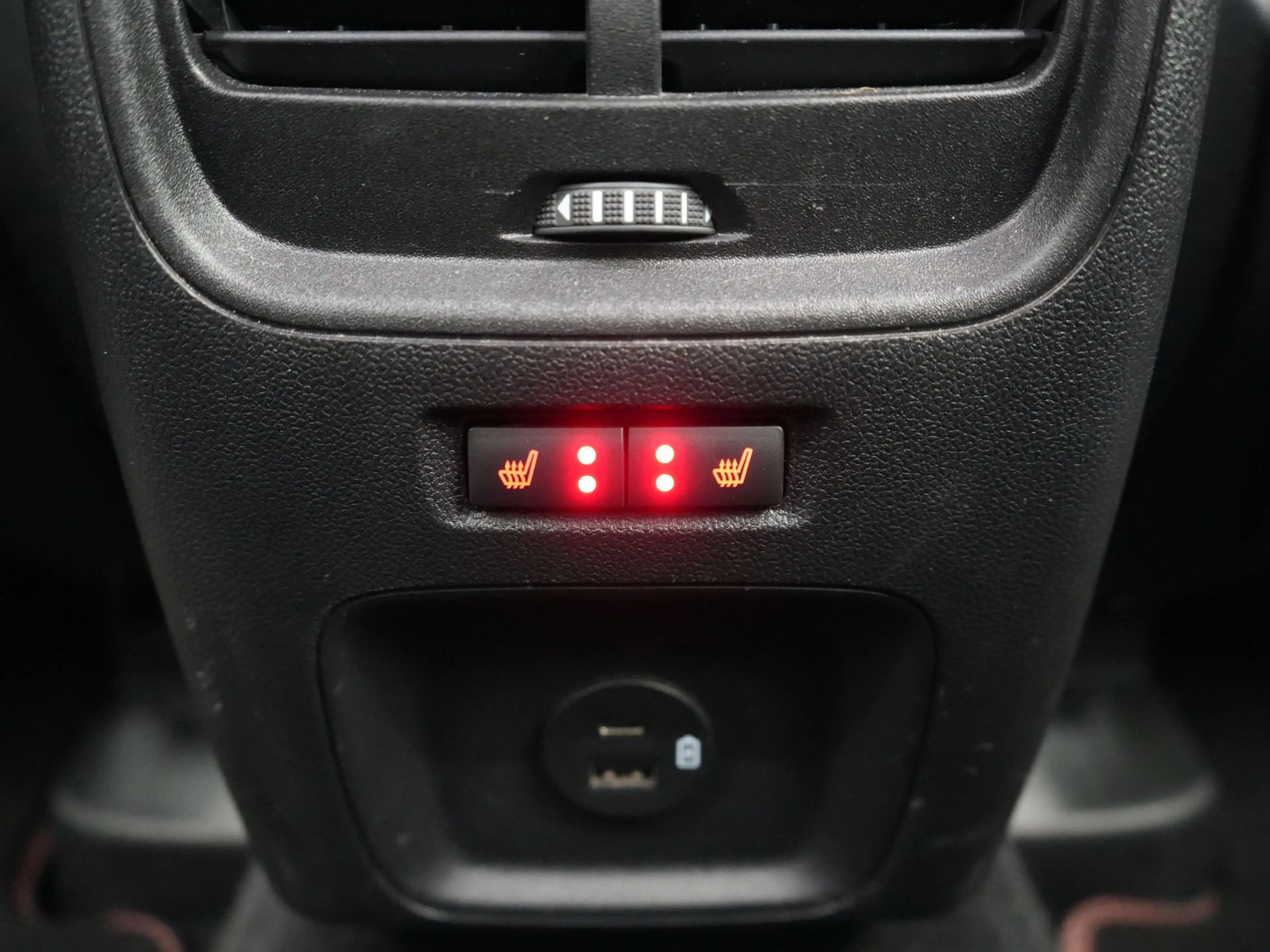 Ford Kuga 2.5 PHEV ST-Line 225pk Dealer O.H | Trekhaak Af Fa — photo 31