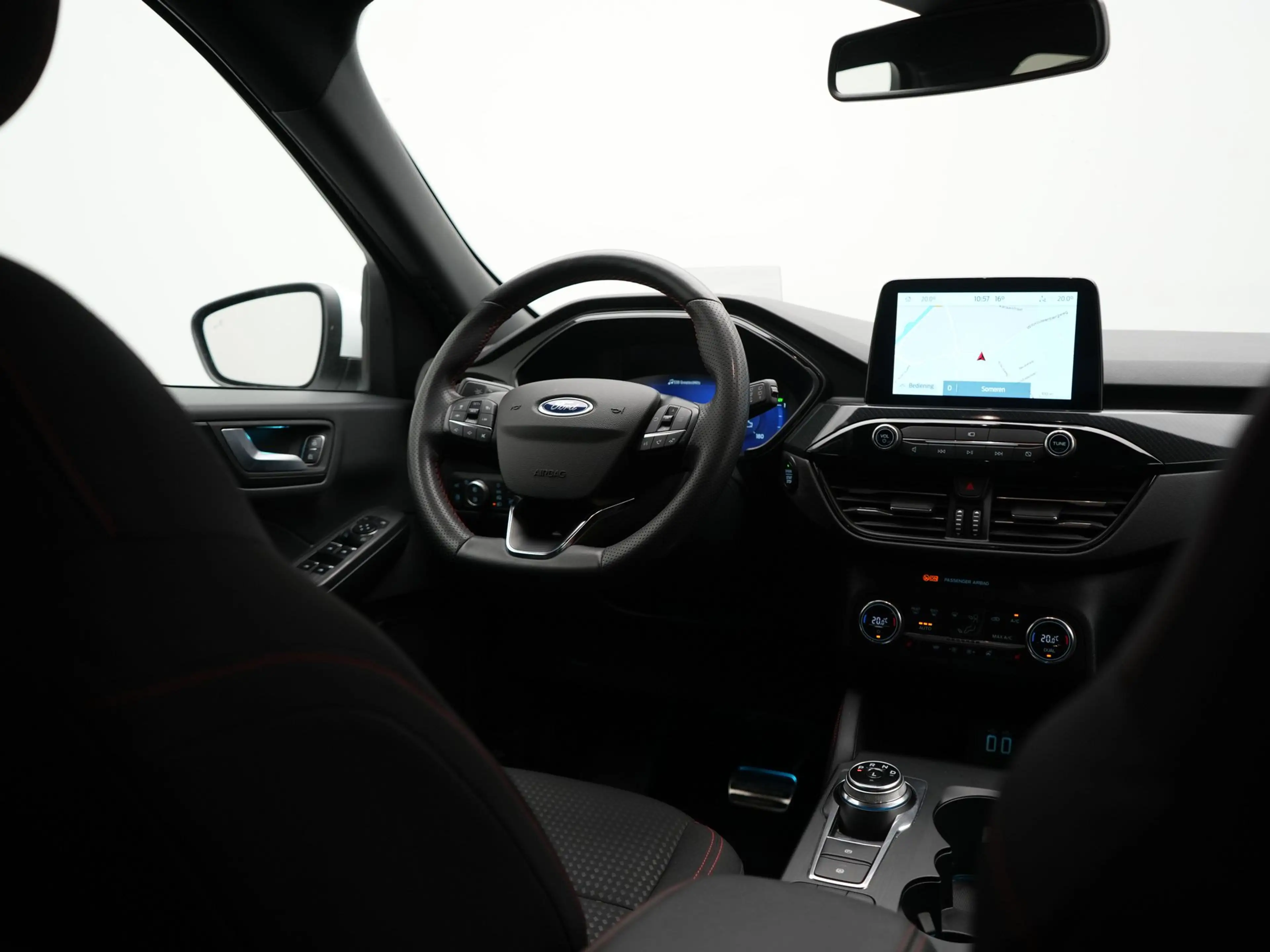 Ford Kuga 2.5 PHEV ST-Line 225pk Dealer O.H | Trekhaak Af Fa — photo 9