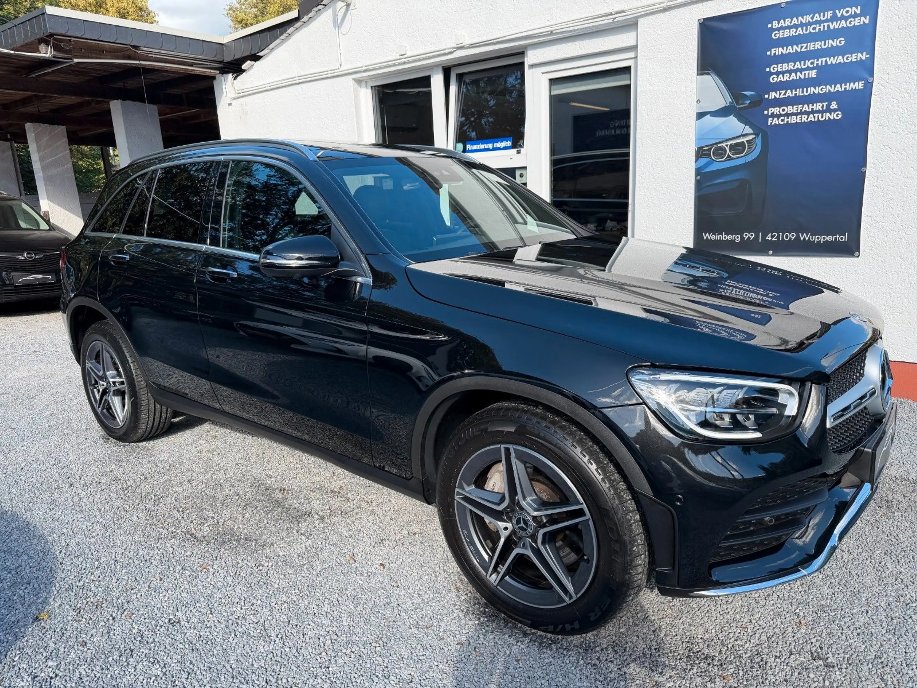 Mercedes-Benz GLC 300 e HYBRID PLUG IN 4MATIC AUT. AMG PANO. — photo 5