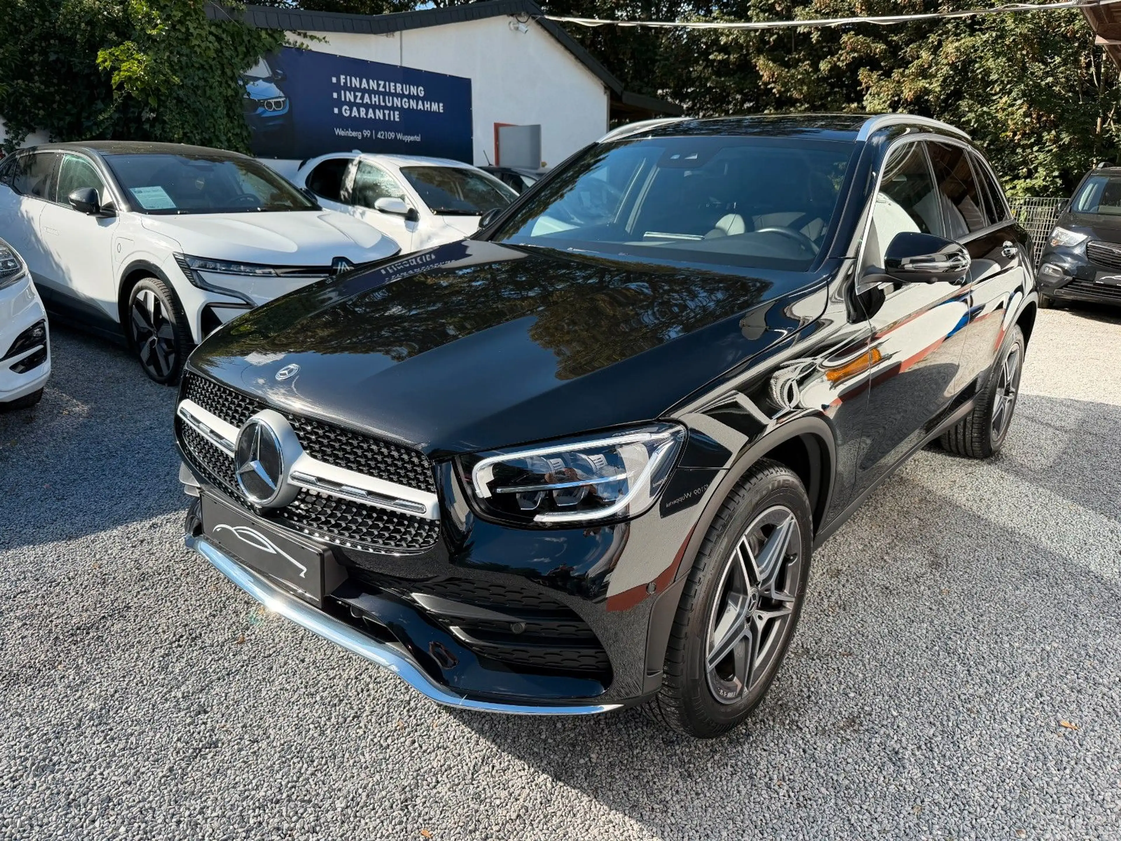 Mercedes-Benz GLC 300 e HYBRID PLUG IN 4MATIC AUT. AMG PANO.