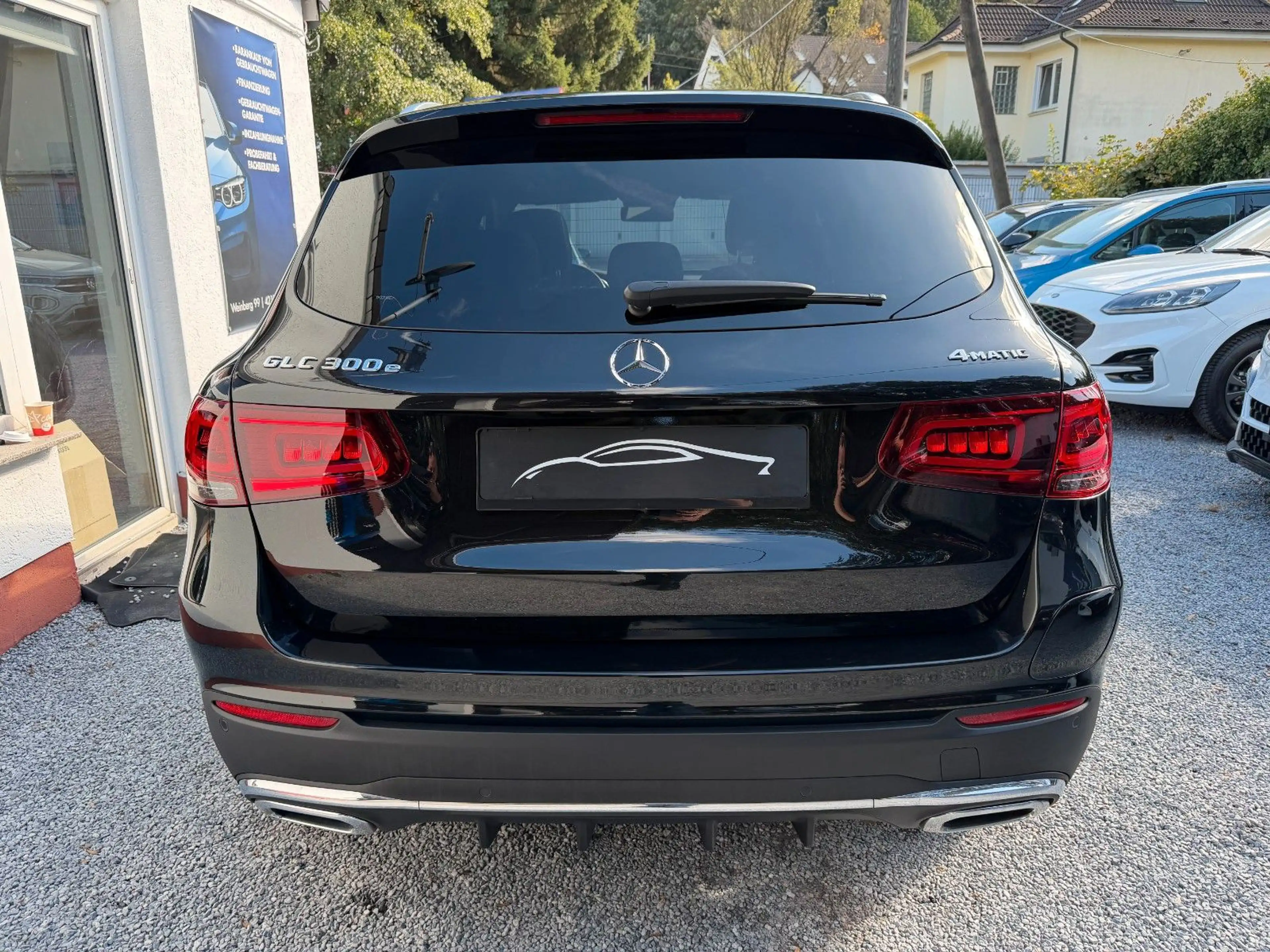 Mercedes-Benz GLC 300 e HYBRID PLUG IN 4MATIC AUT. AMG PANO. — photo 10