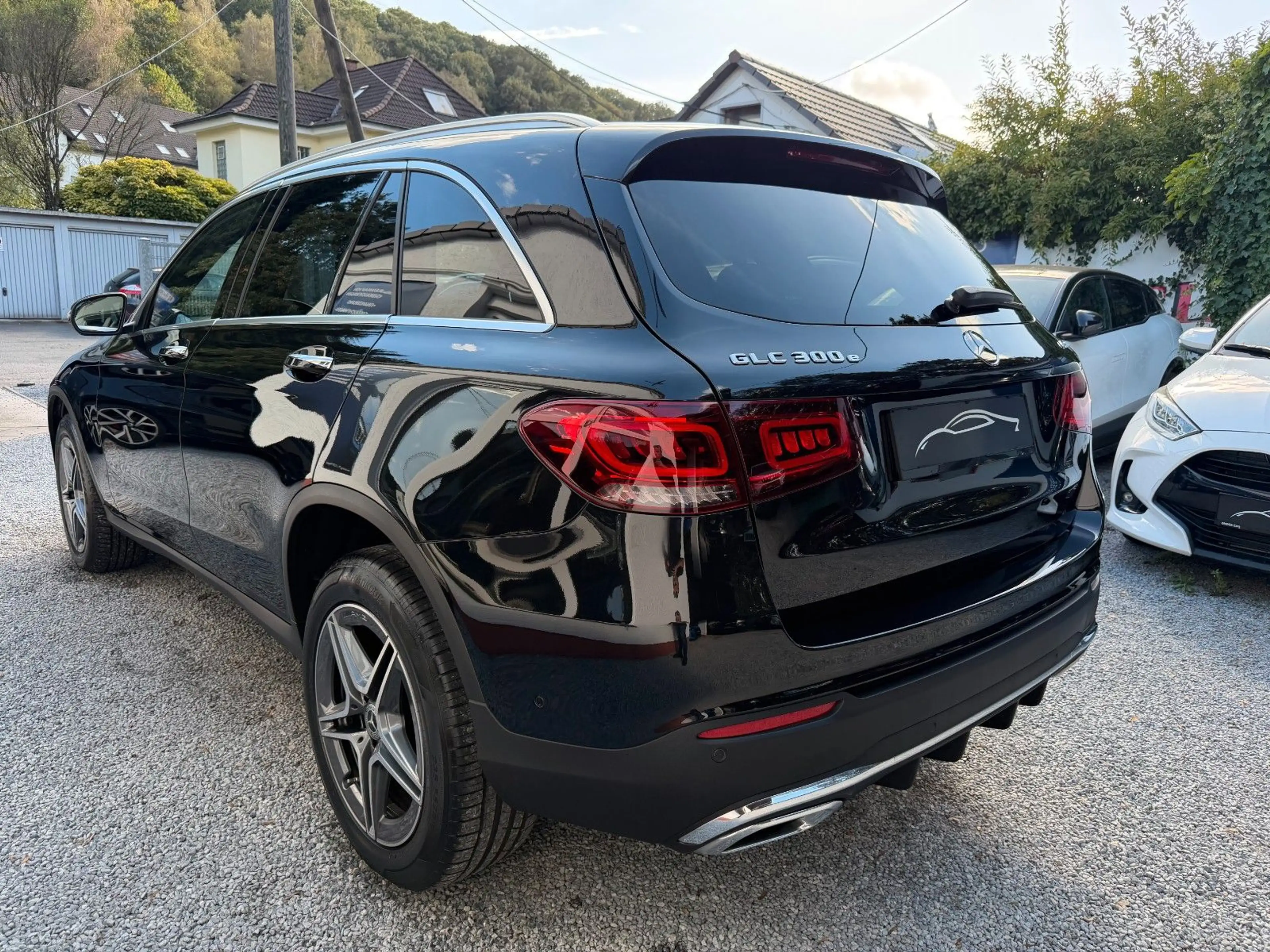 Mercedes-Benz GLC 300 e HYBRID PLUG IN 4MATIC AUT. AMG PANO. — photo 12