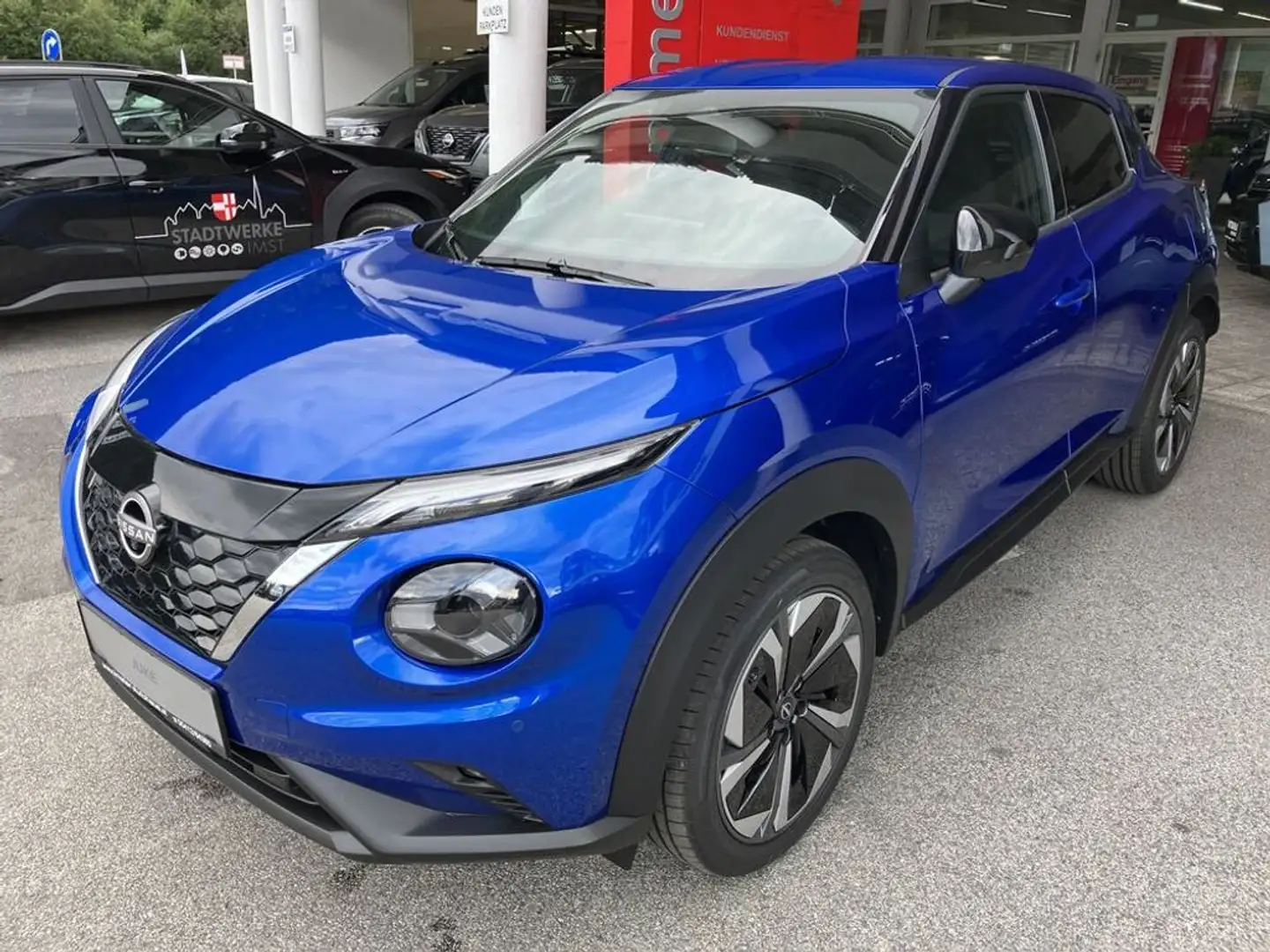 Nissan Juke 1,6 Hybrid Superfly 4AMT Aut. Metallic Blau - 2