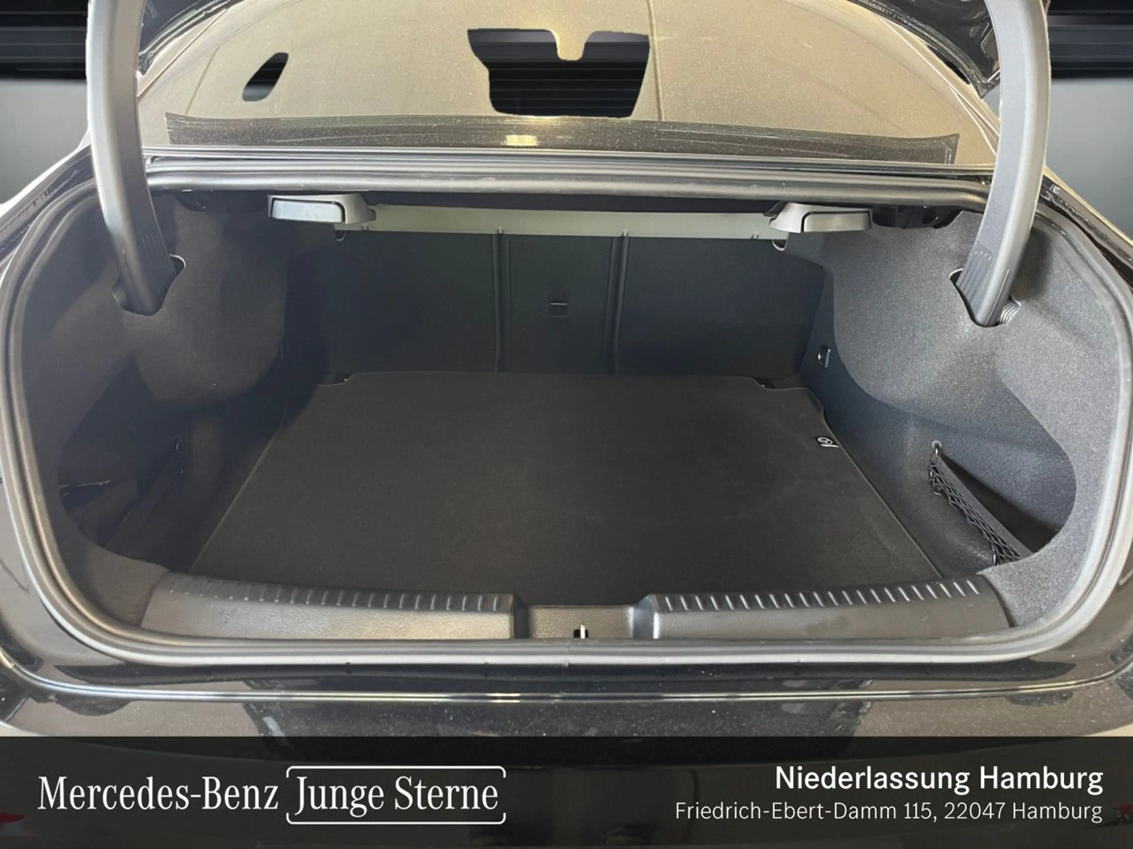 Mercedes-Benz CLA 180 PROGRESSIVE+NIGHT+LED+BURMESTER+KAMERA+7G — photo 6