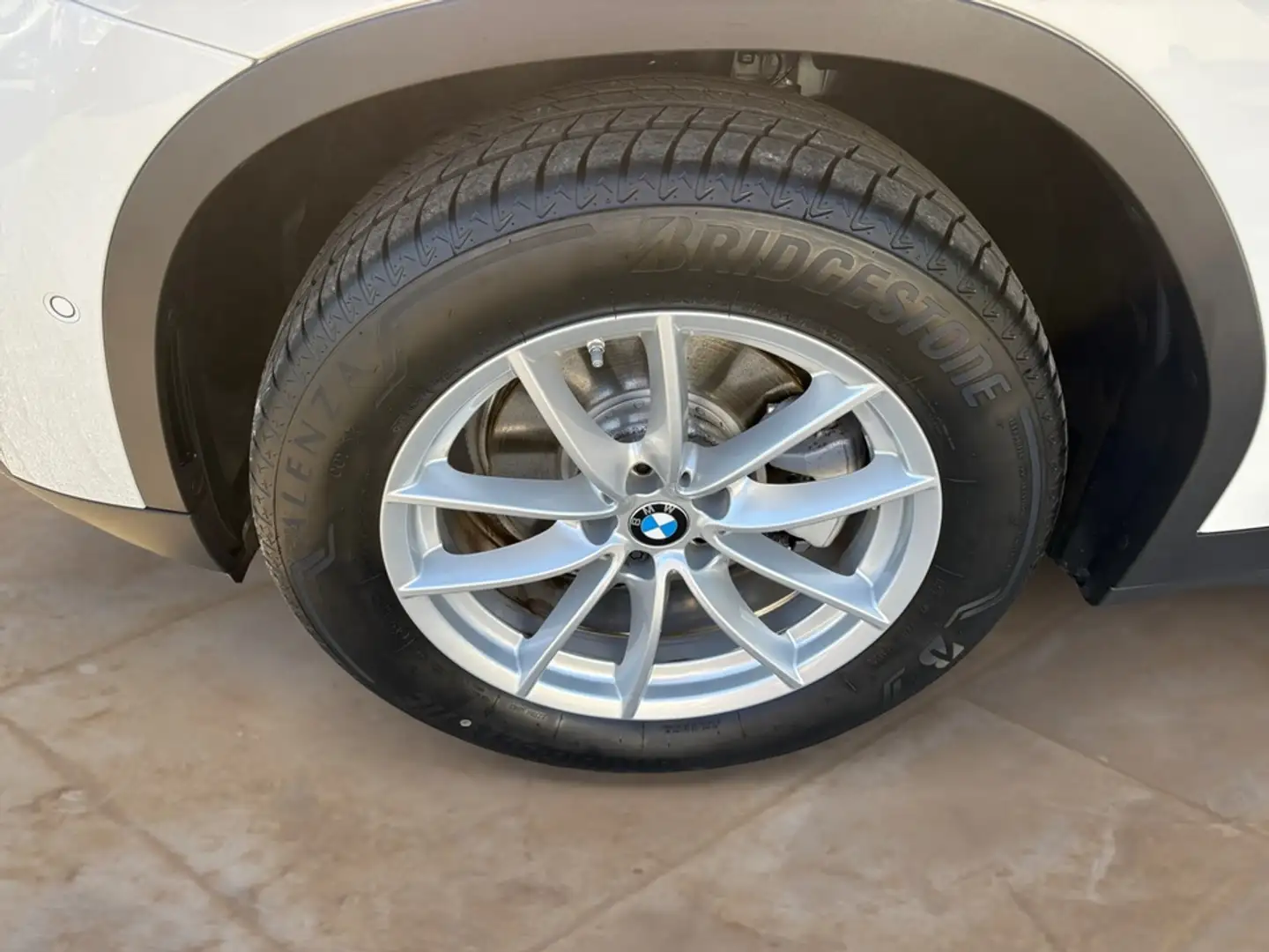 BMW X4 xDrive20i / NP= 64.090,- / Driving Assistant Weiß - 2