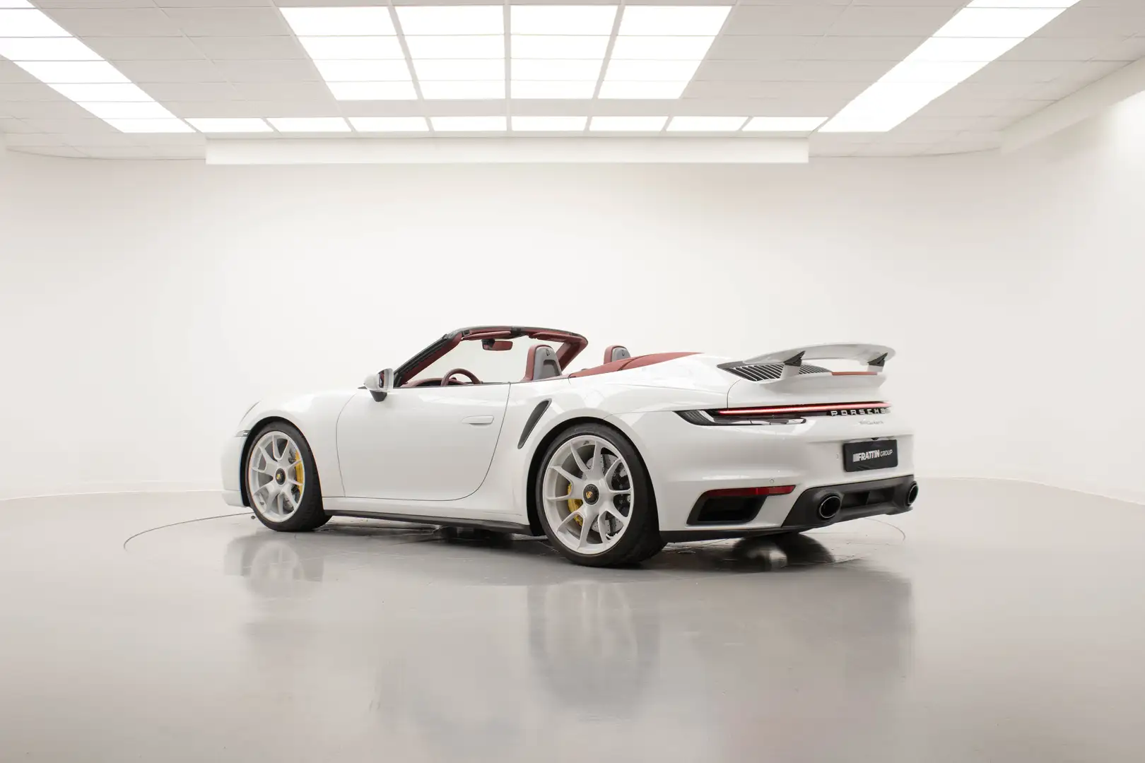 Porsche 911 Turbo S Cabriolet Blanc - 2