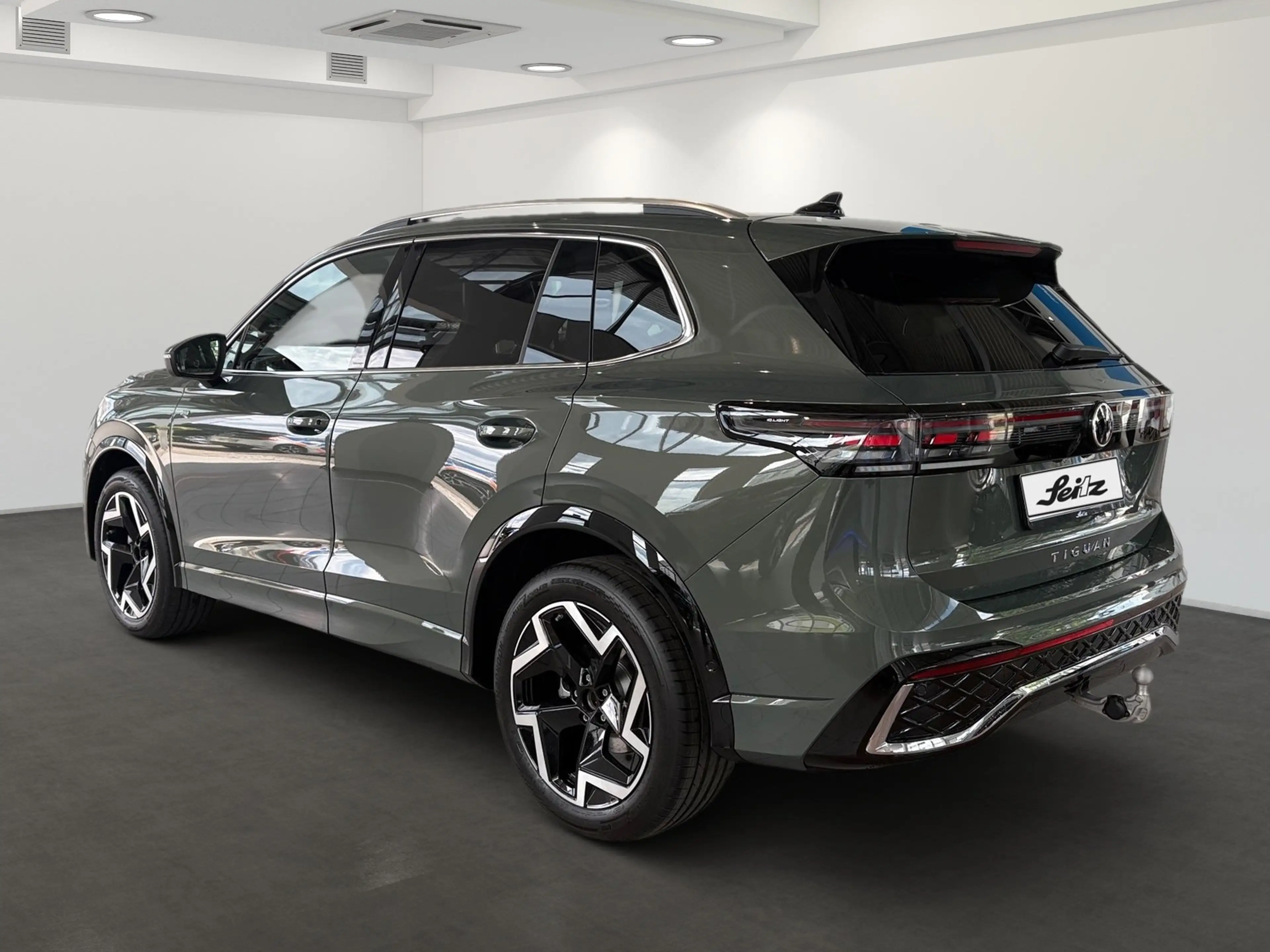 Volkswagen Tiguan 1.5 eTSI R-Line *AHK*NAVI*KAMERA* — photo 5
