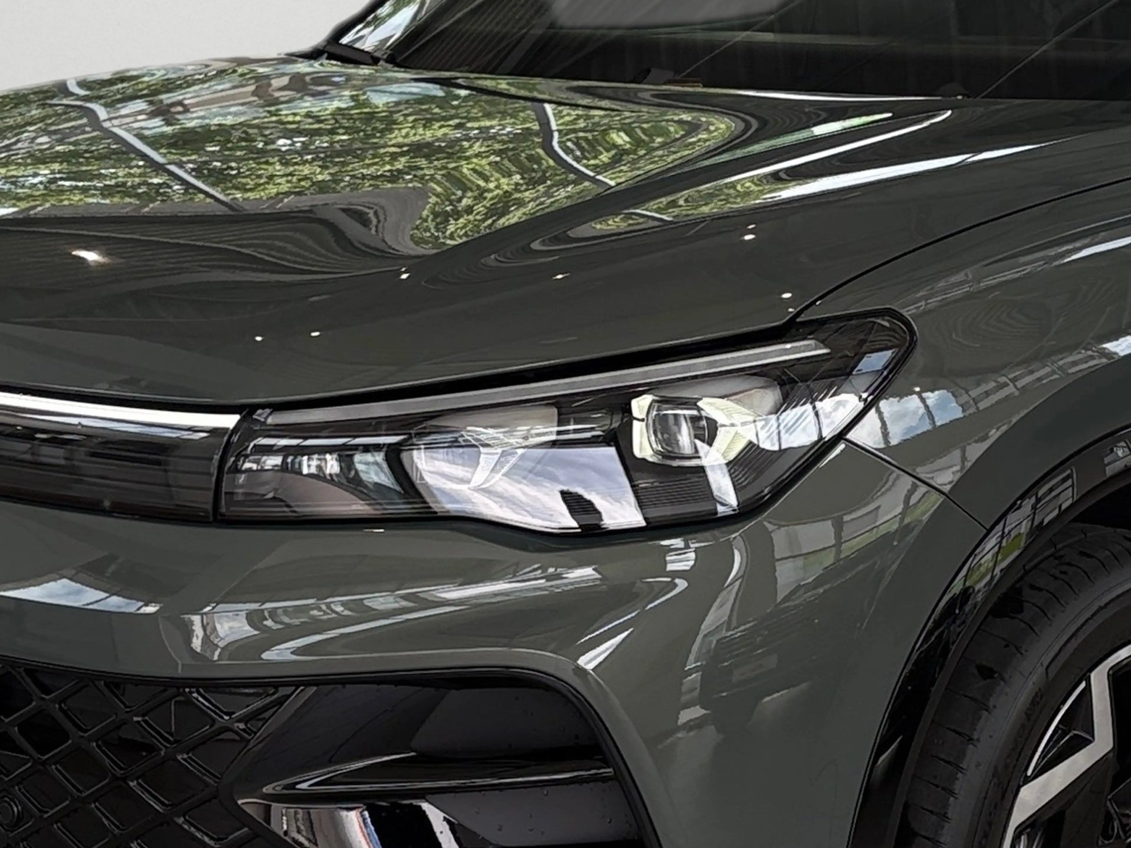 Volkswagen Tiguan 1.5 eTSI R-Line *AHK*NAVI*KAMERA* — photo 8