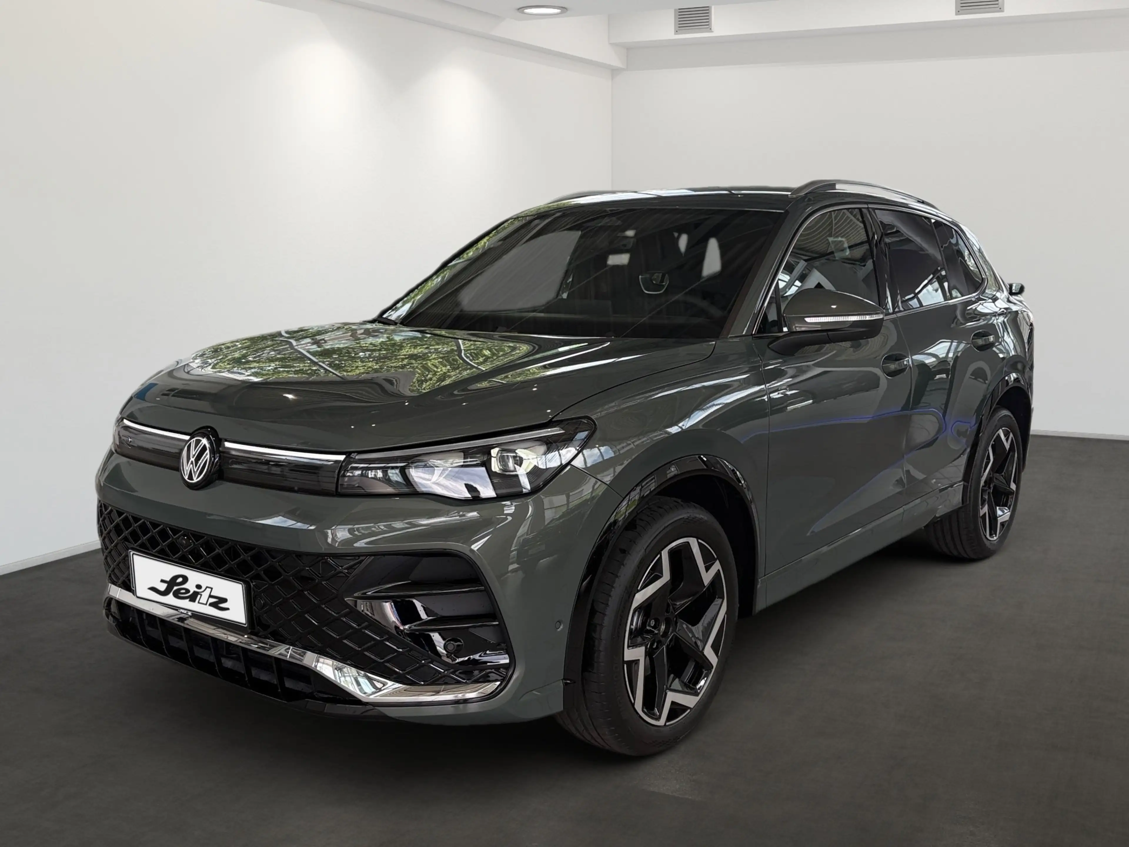 Volkswagen Tiguan 1.5 eTSI R-Line *AHK*NAVI*KAMERA* — photo 2