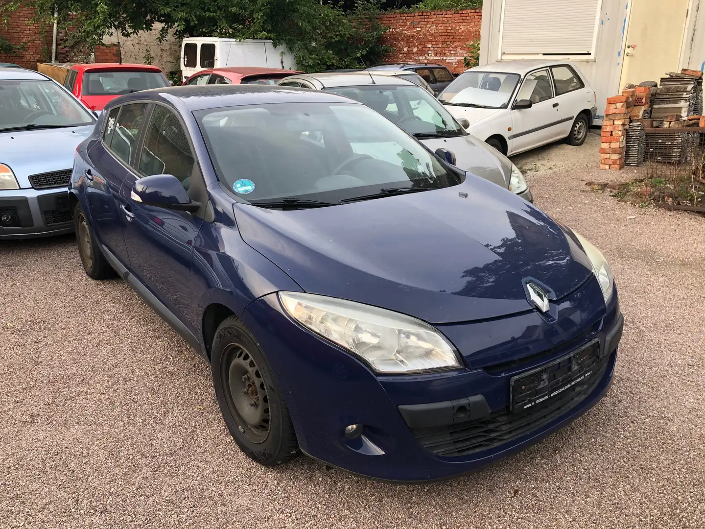 Renault Megane 1.6 16V 100 Authentique mit Klimaanlage Blau - 2