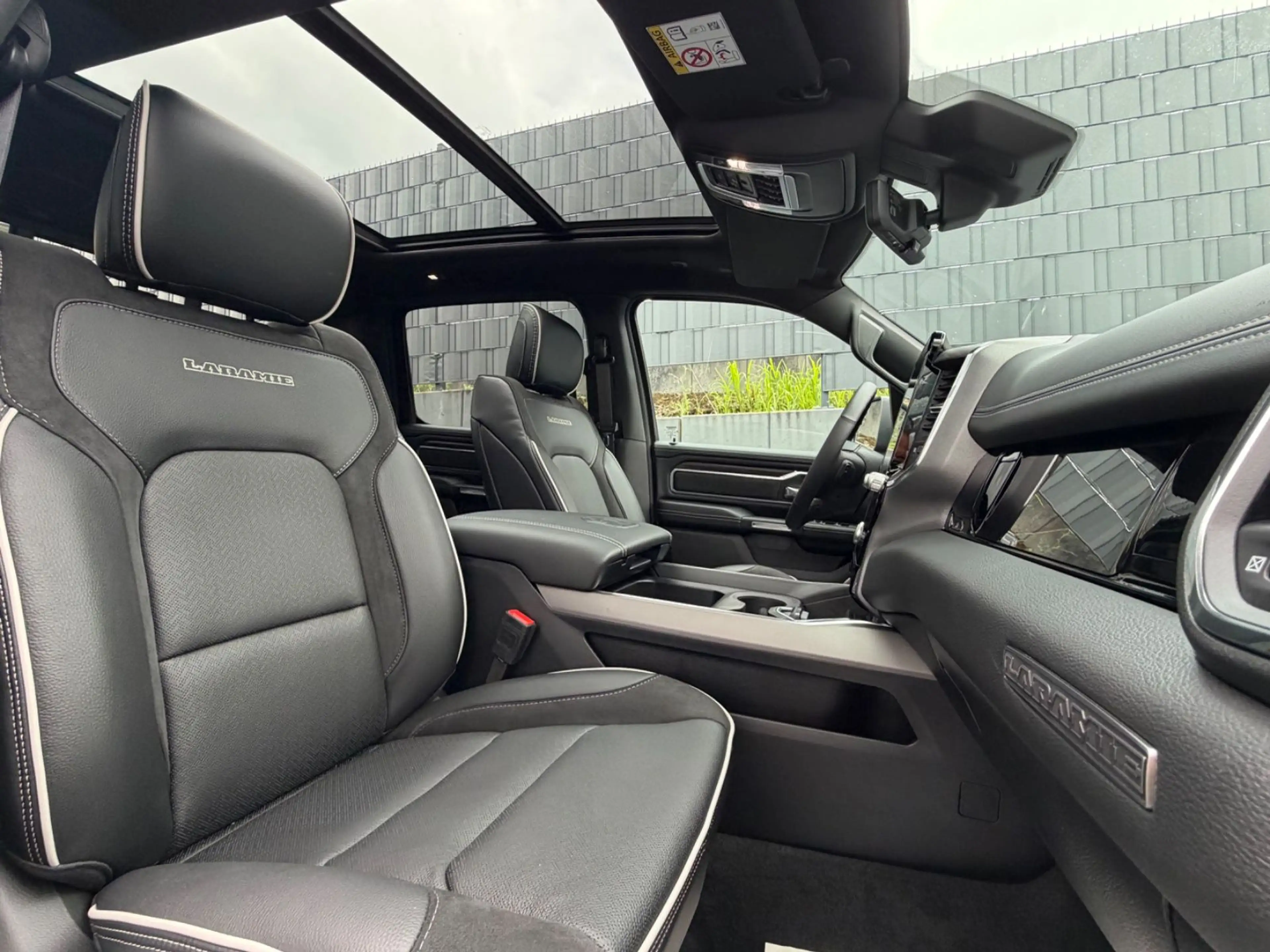 Dodge RAM 3.0 HurricanLaramie/Elektr.Tritt-Harman-Luft — photo 15