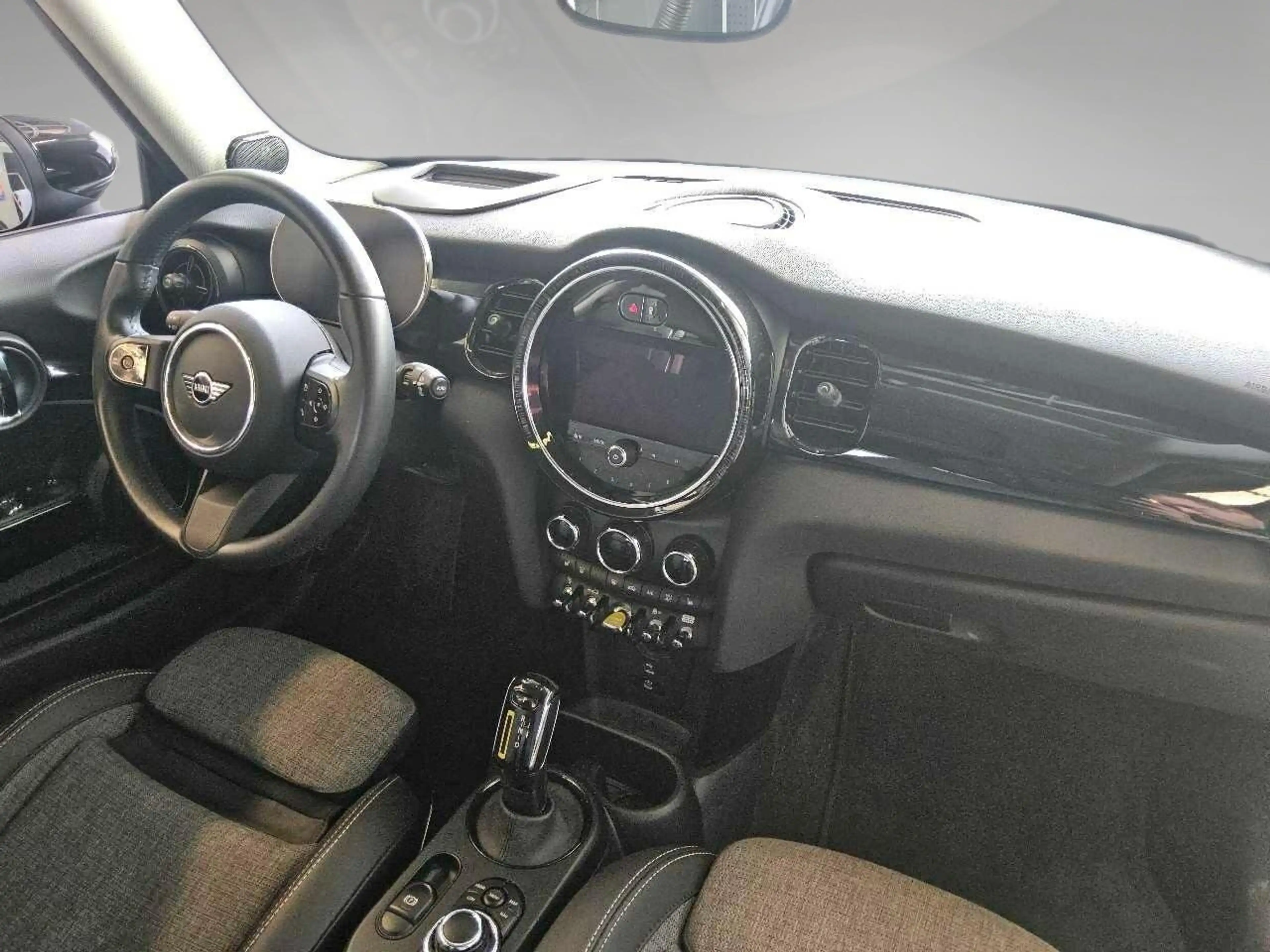 MINI Cooper SE Classic Trim Pano S-Dach SpoSi BLIS — photo 6