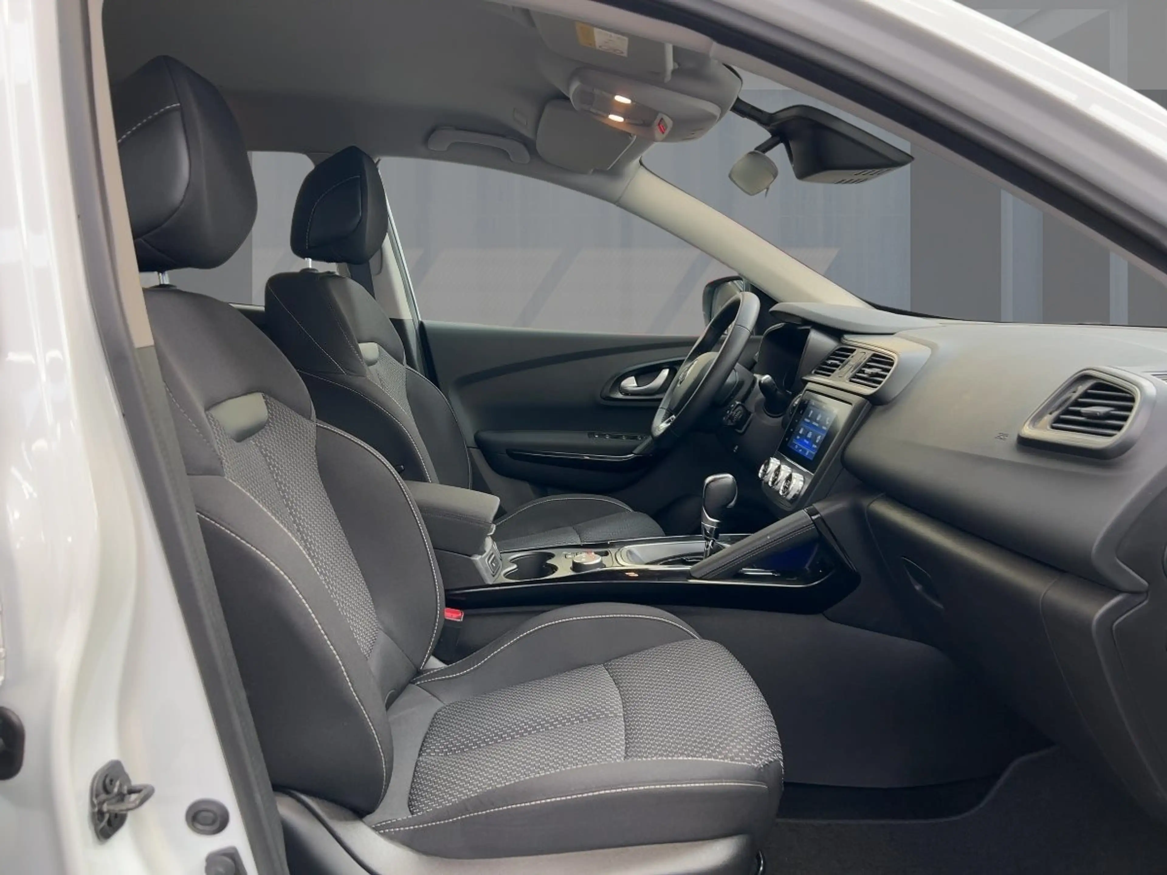 Renault Kadjar BUSINESS EDITION TCe 140 EDC Sitzheizung — photo 8