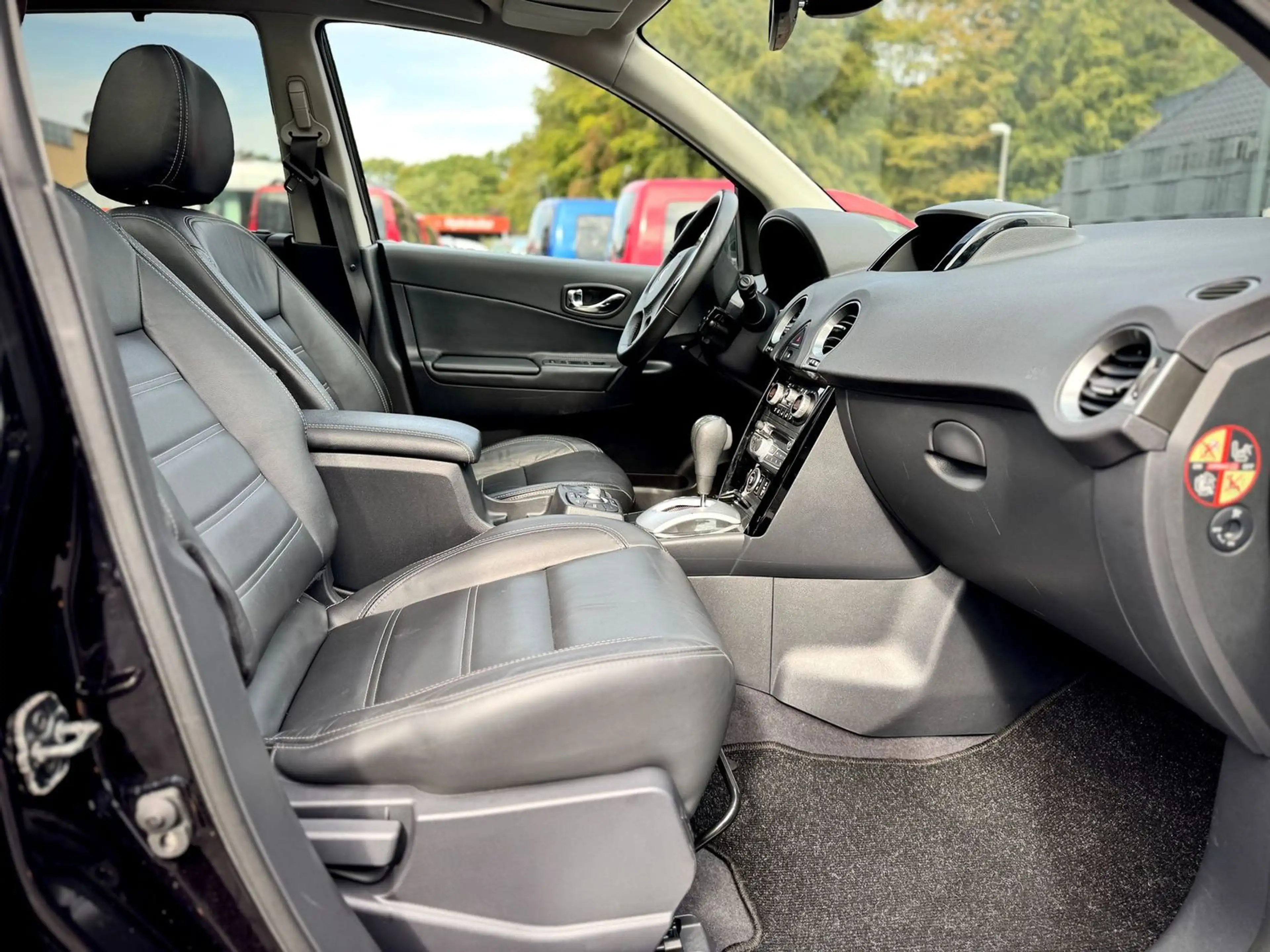 Renault Koleos 4X4 '2.Hand'P-Dach'Aut.'BOSE'Navi'AHK' — photo 12