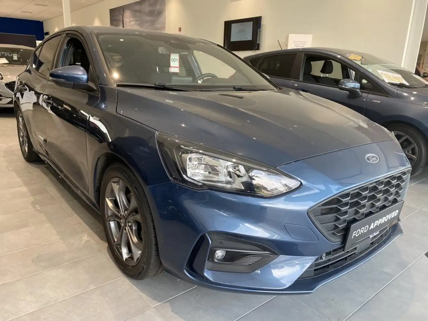 Ford Focus 1.0i ST-Line - Winterpack - Camera - Carplay Bleu - 2