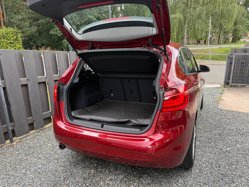 BMW 218 218 i Advantage — photo 16