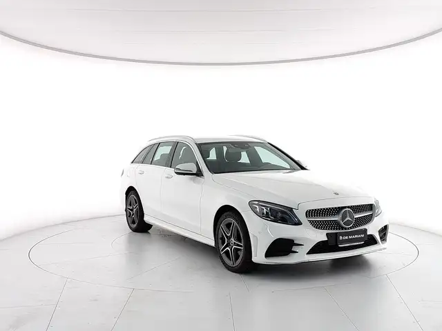 Mercedes-Benz 220 view 7