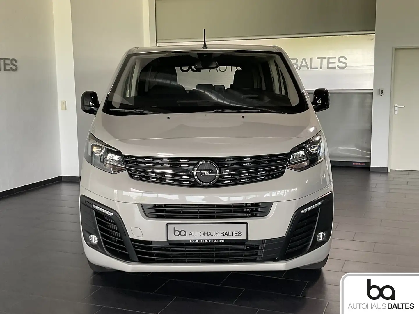 Opel Zafira Life Zafira Life 2.0 D M Edition 8Si/Xenon/Navi/FahrA Grau - 2