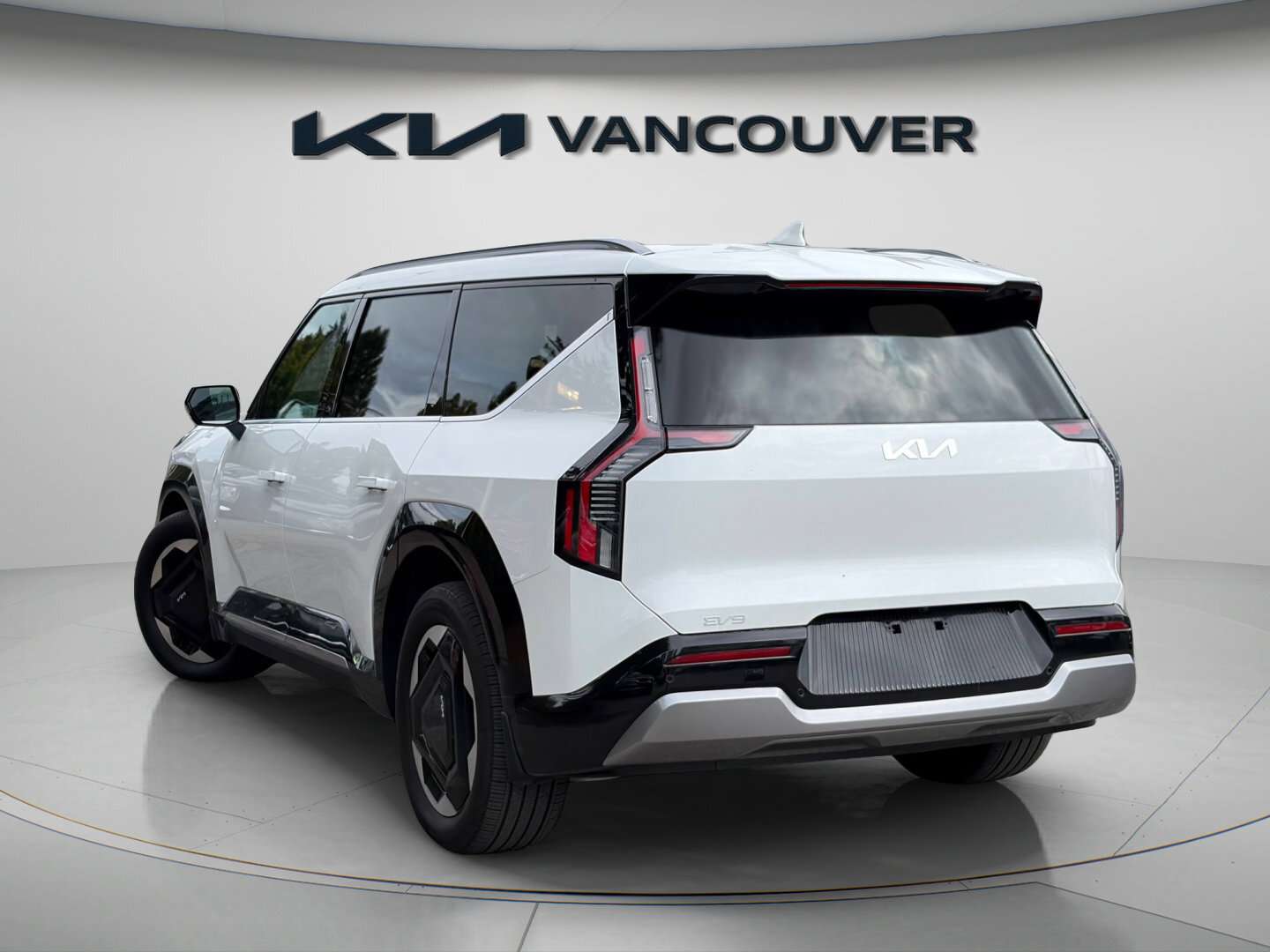 2026 Kia EV9 Land w/Plus Package | Dual Sunroof — снимка 1