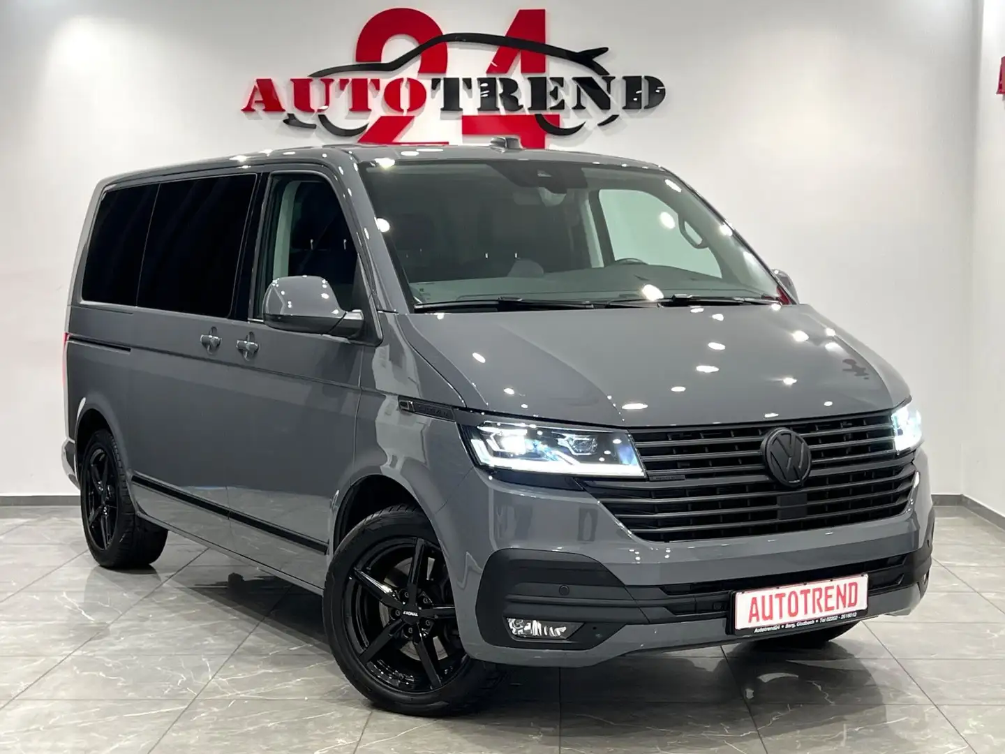 Volkswagen T6 Multivan Generation Six 4 Motion 1.HAND 56TKM Gris - 2