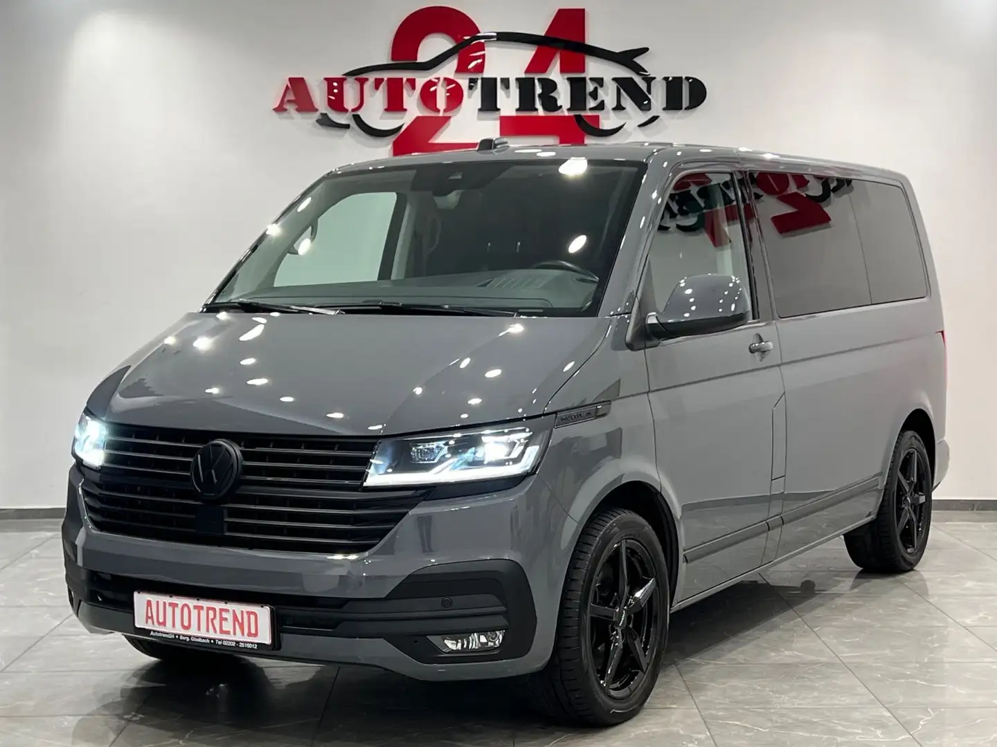 Volkswagen T6 Multivan Generation Six 4 Motion 1.HAND 56TKM Gris - 1