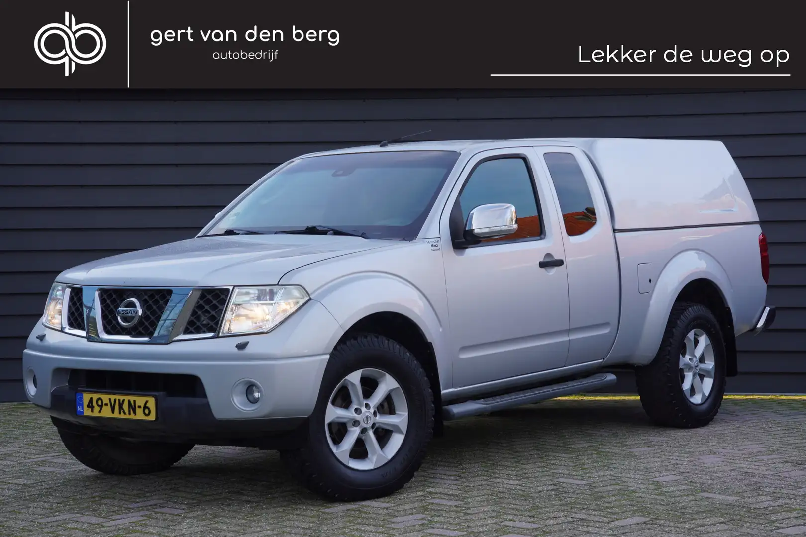 Nissan Navara 2.5 dCi LE Double Cab - 4WD - CLIMATE CONTR. - CRU Szary - 1