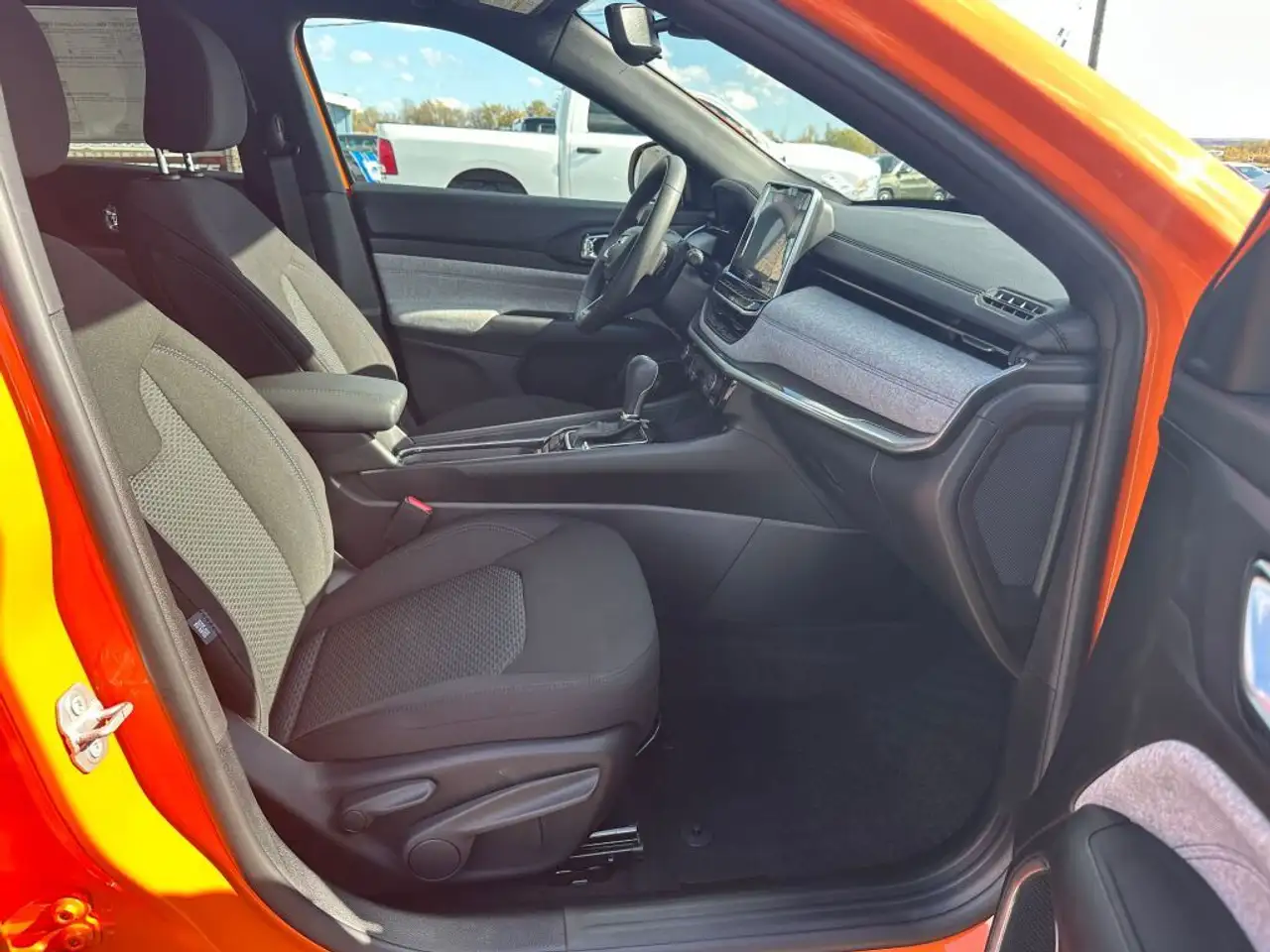 Jeep Compass снимка Jeep Compass