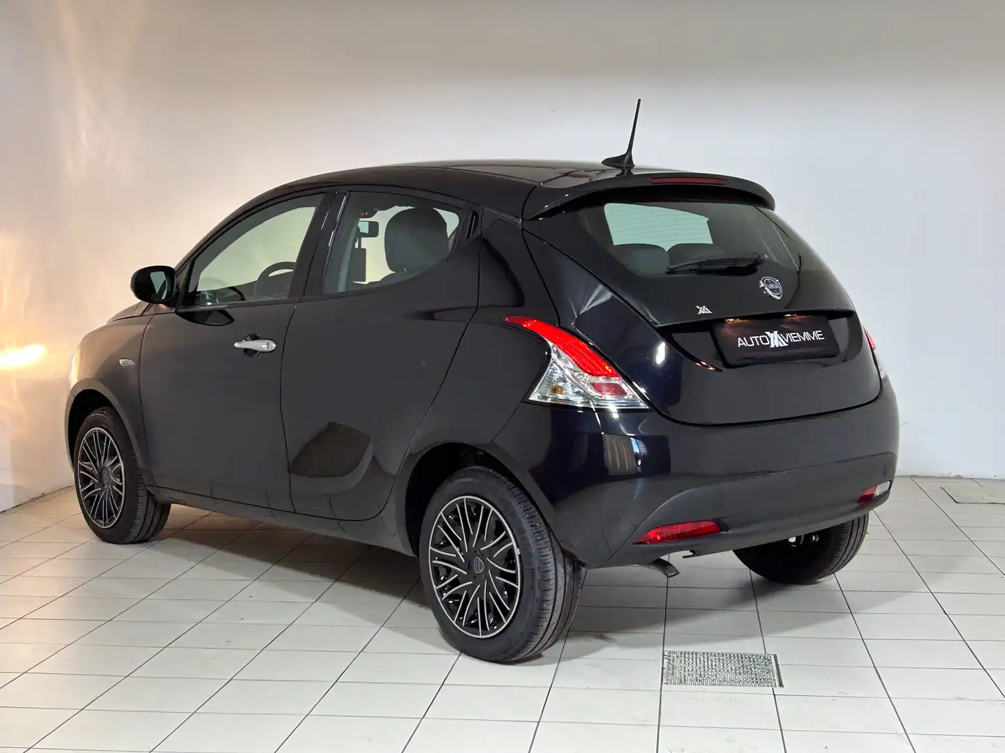 Lancia Ypsilon 1.0 firefly hybrid Gold  - NEOPATENTATI Noir - 2
