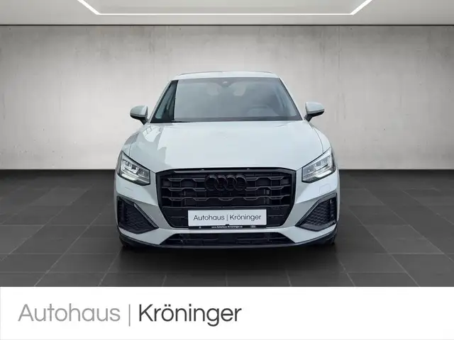 Audi Q2 view 5