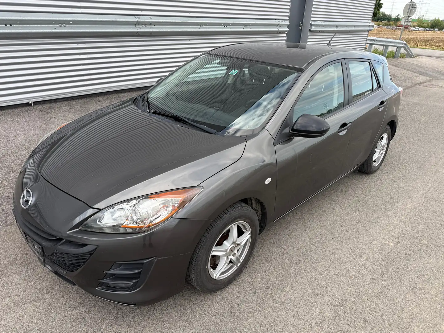 Mazda 3 Sport 1,6i CE ID:82 Grau - 1