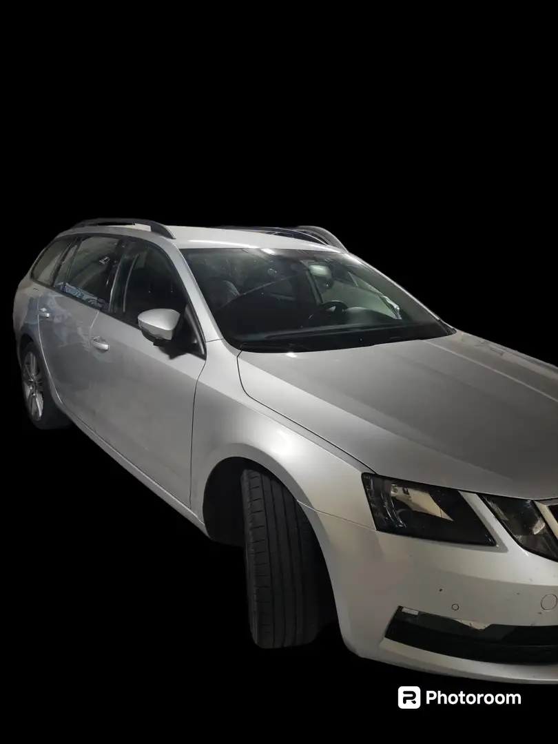 Skoda Octavia Wagon 1.6 tdi Executive 115cv dsg - 2