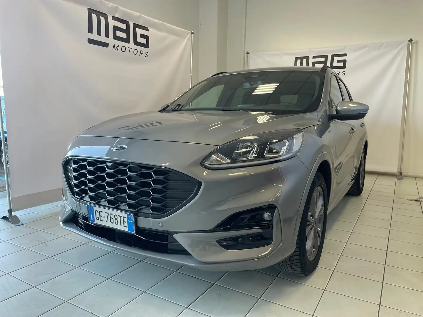 Ford Kuga Kuga 1.5 ecoblue ST-Line 2wd 120cv Grau - 1