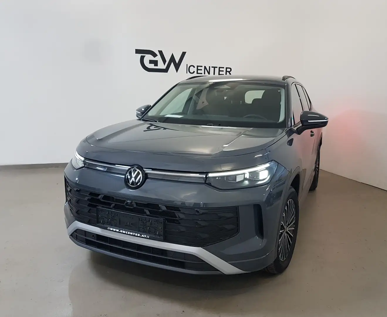 Volkswagen Tayron 1.5 eTSI 110 kW Life IQ Lights 7 Sitzer 360 Grau - 1