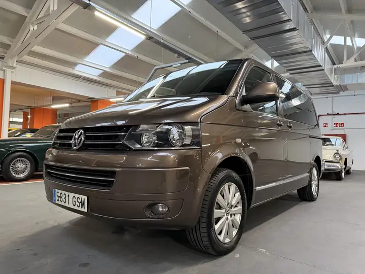 Volkswagen Multivan 2.0Bi-TDI Highline DSG 2009