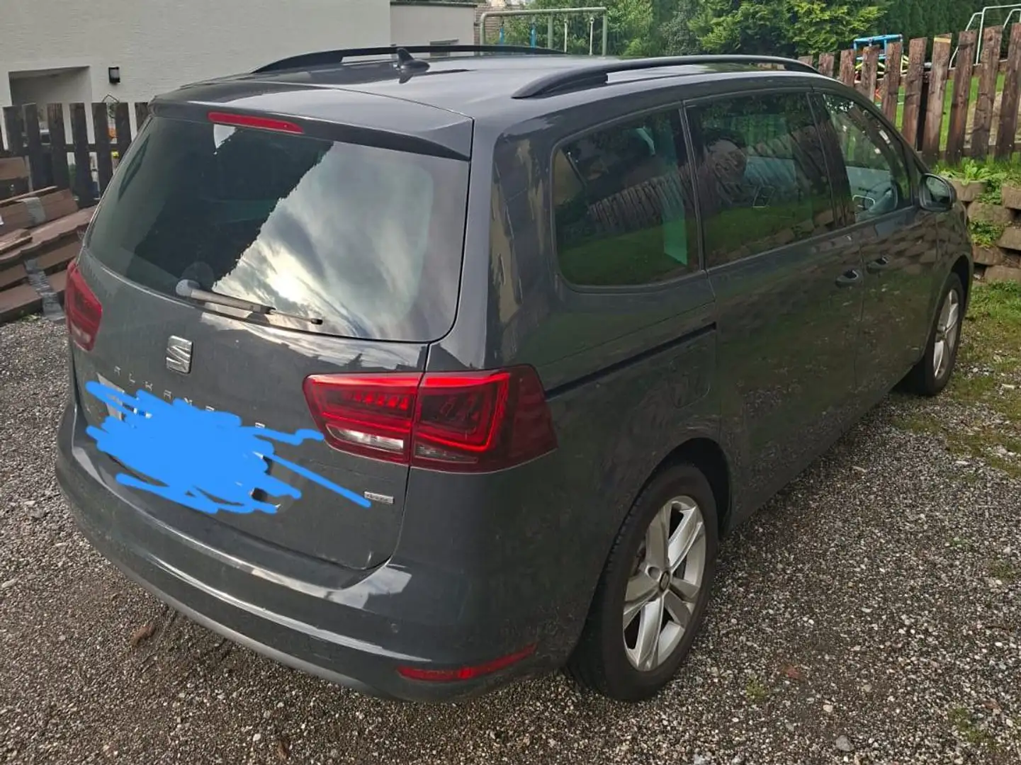 SEAT Alhambra Alhambra Executive 2,0 TDI CR DSG Executive Grau - 1