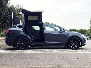 Model X 100 D