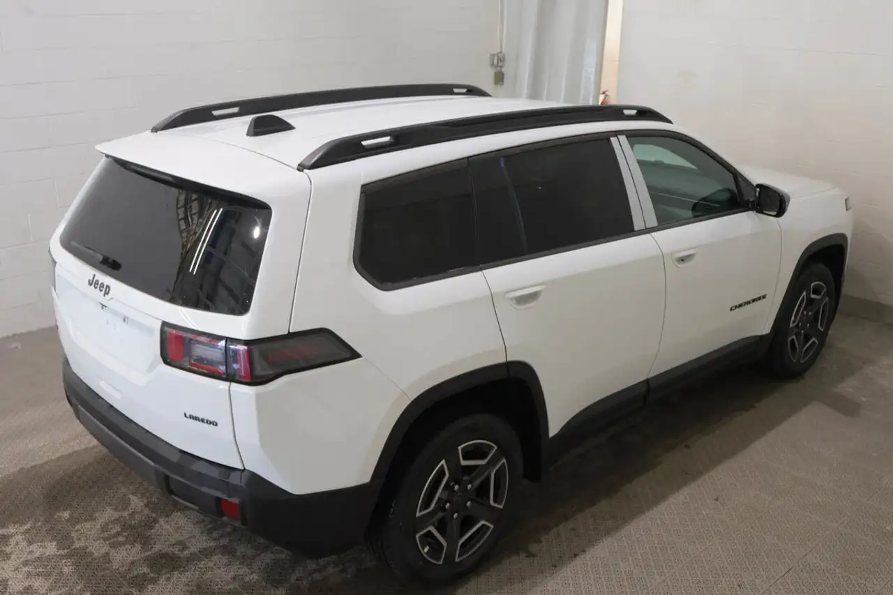 Jeep Cherokee снимка Jeep Cherokee