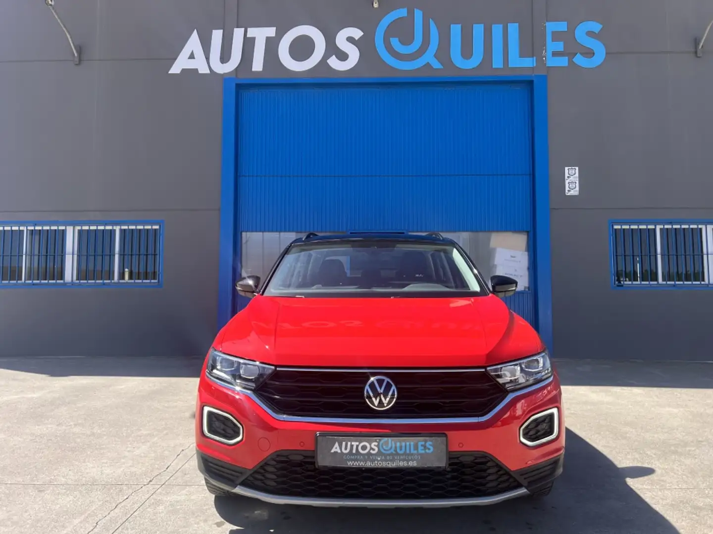 Volkswagen T-Roc 2.0TDI Edition 85kW Rojo - 1