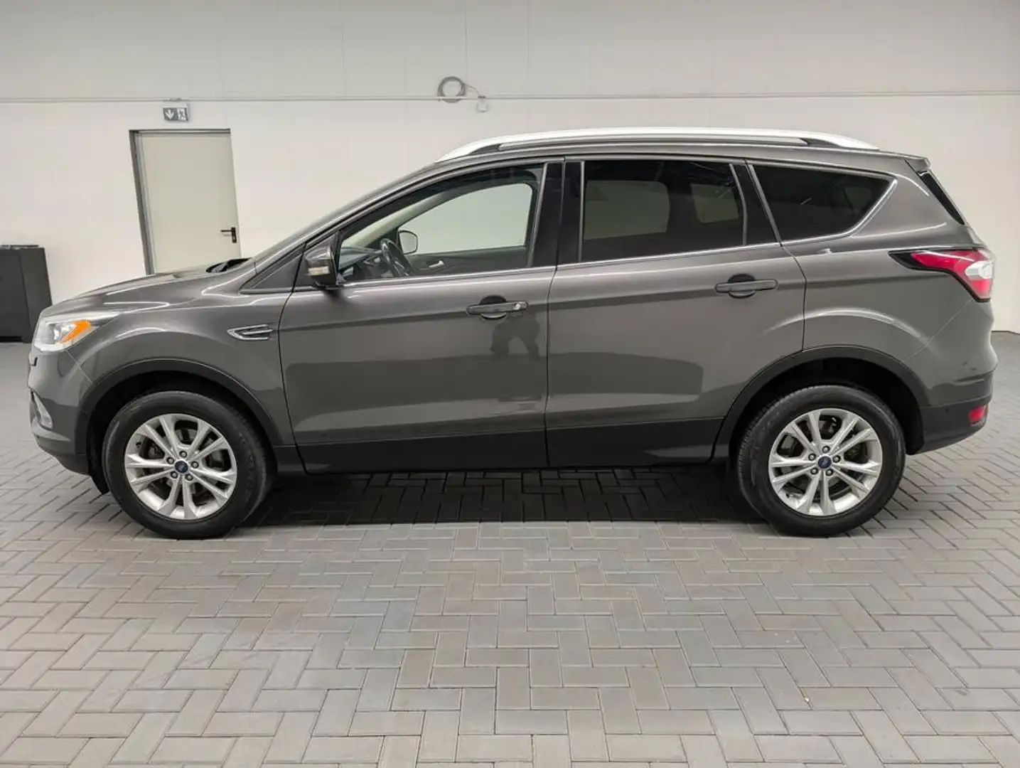 Ford Kuga Titanium Für Gewerbe, Ex-/Import Gris - 2