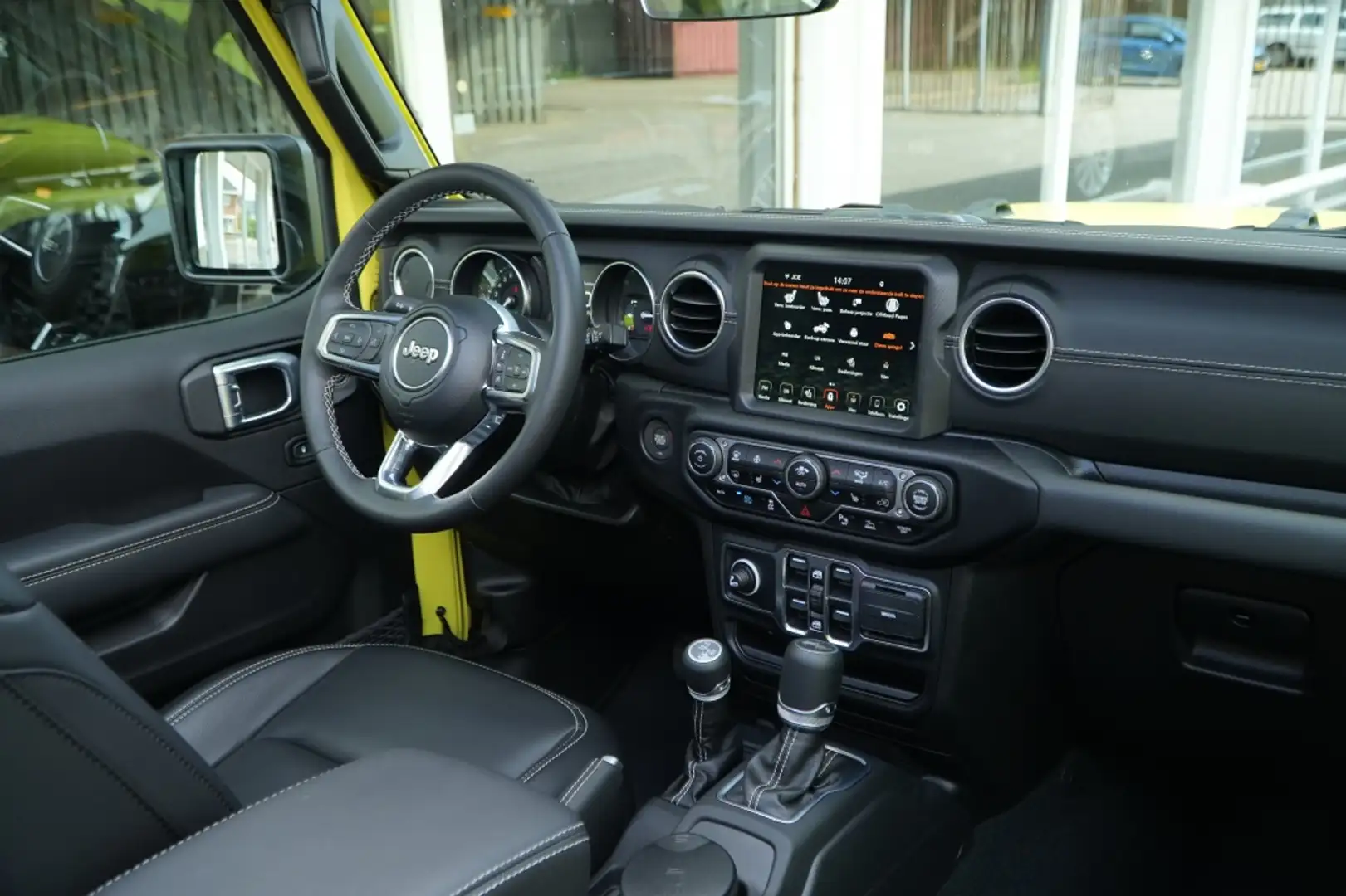 Jeep Wrangler Unlimited 4xe 380 Sahara I Sky-one I ACC I Brute 2 Jaune - 2