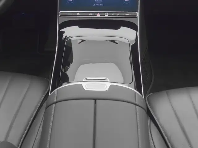 Mercedes-Benz S-Class view 21